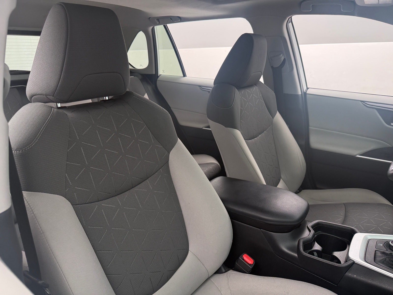 Thumbnail: 2020 Toyota RAV4 - 2