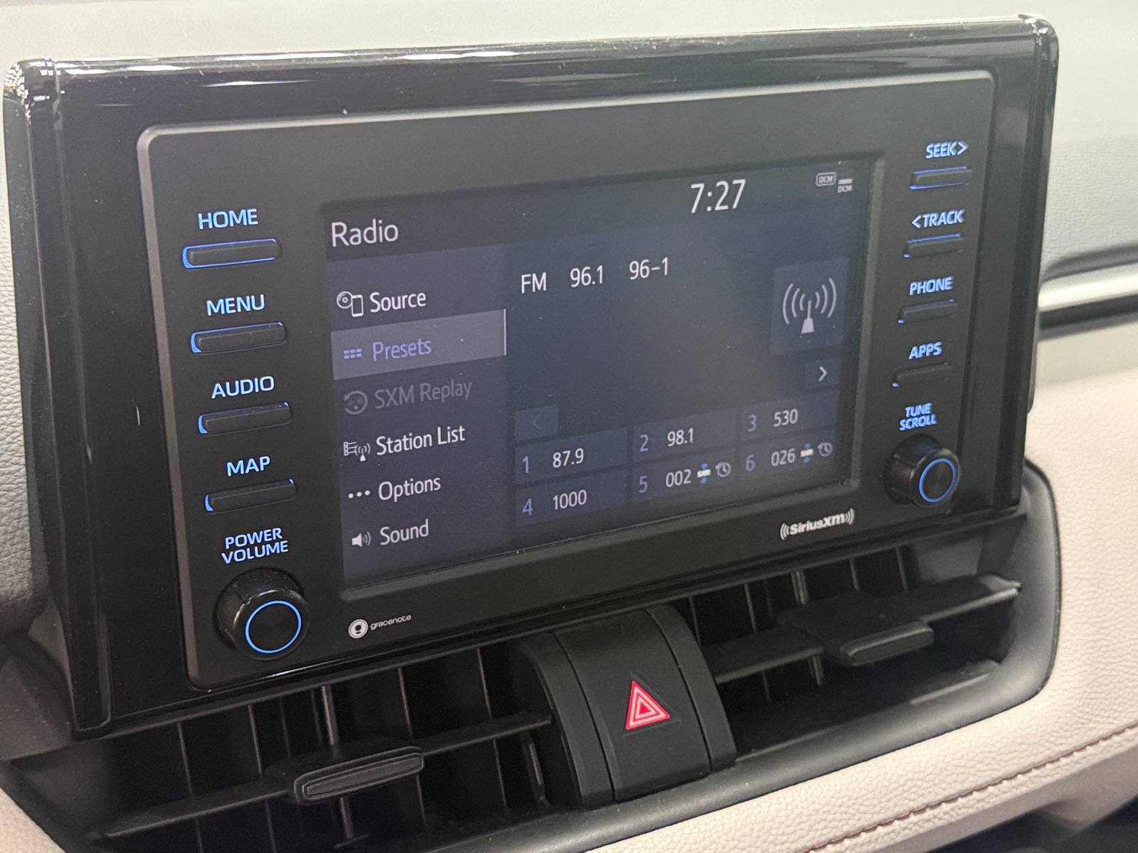 Thumbnail: 2020 Toyota RAV4 - 4