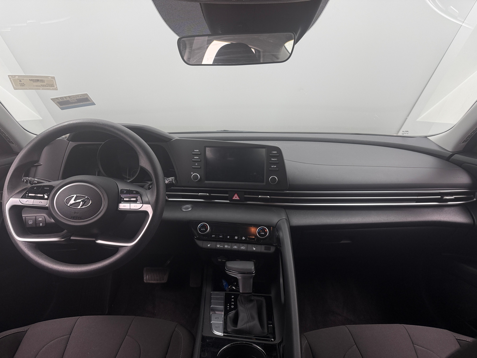 Thumbnail: 2023 Hyundai Elantra - 3