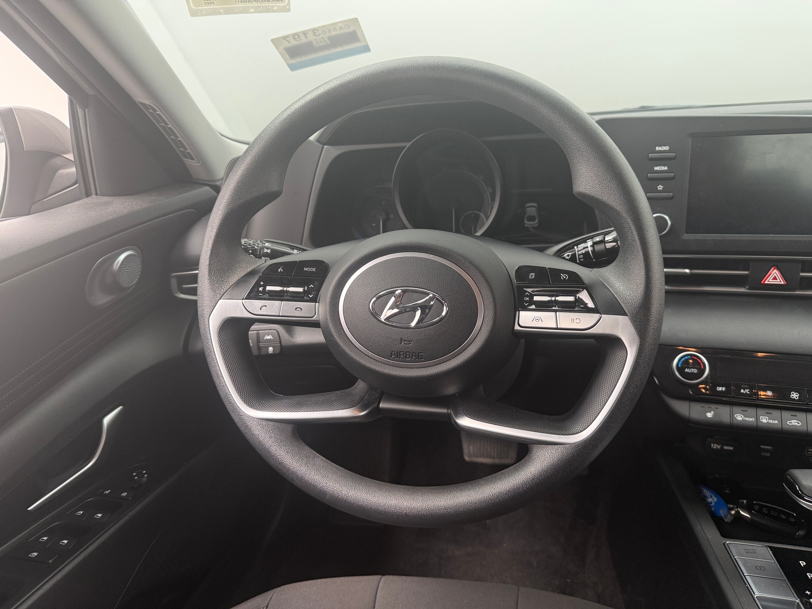 Thumbnail: 2023 Hyundai Elantra - 5