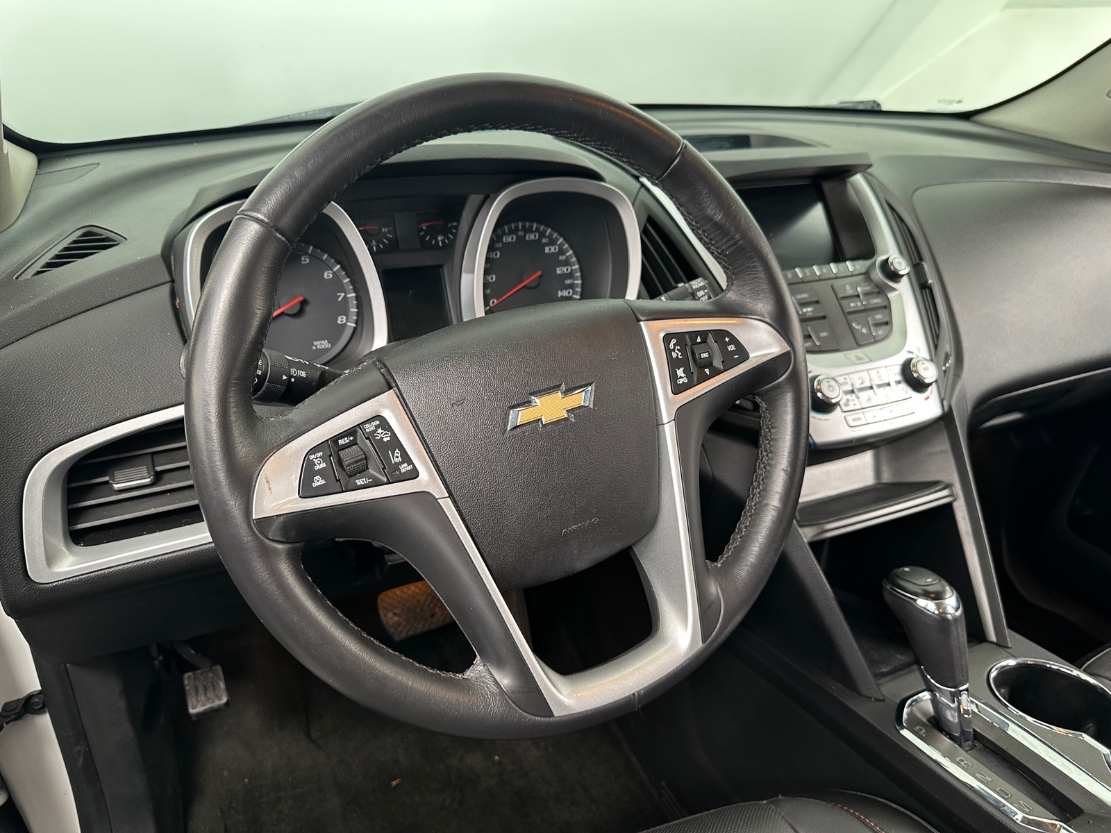 Thumbnail: 2017 Chevrolet Equinox - 4