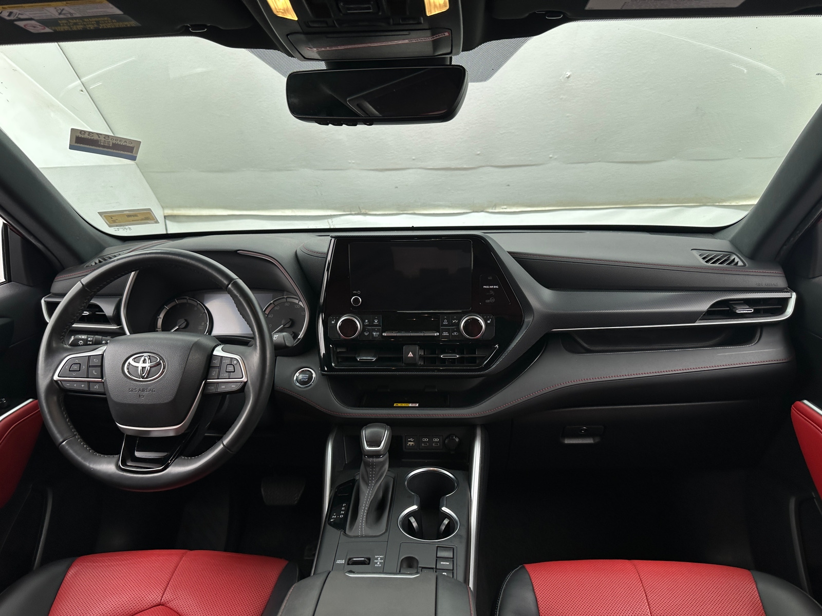 Thumbnail: 2023 Toyota Highlander - 2