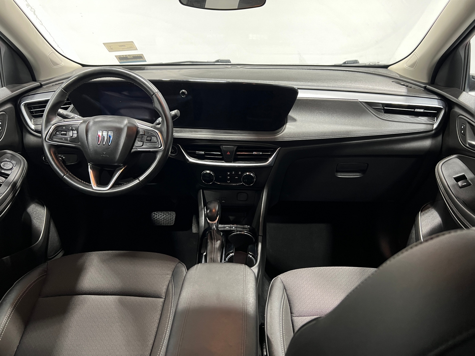 Thumbnail: 2024 Buick Encore GX - 2