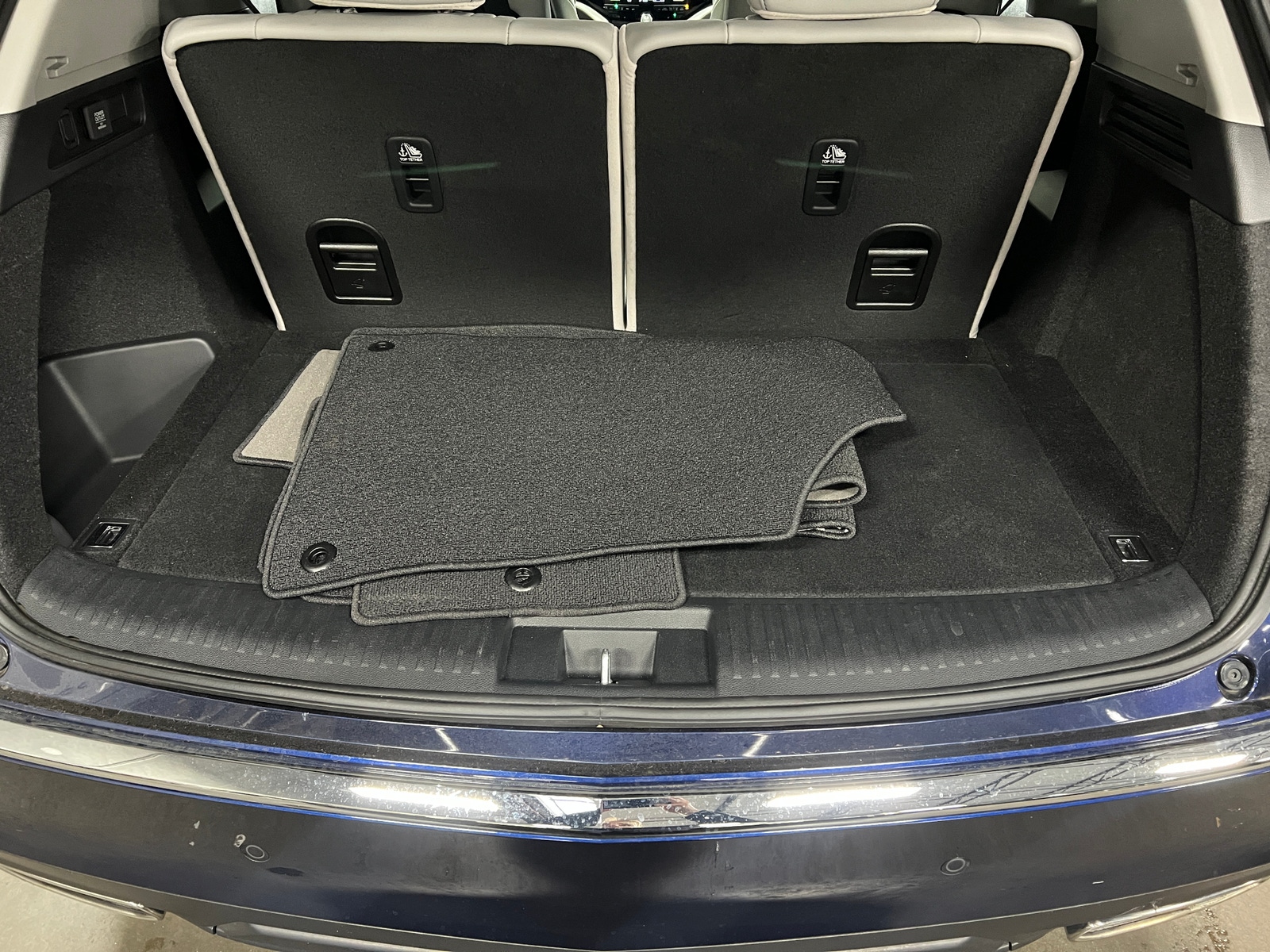 Thumbnail: 2024 Acura MDX - 6