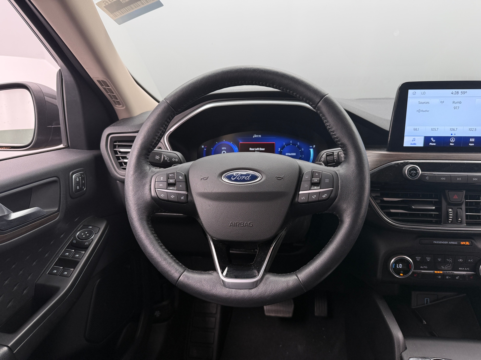 Thumbnail: 2020 Ford Escape - 4