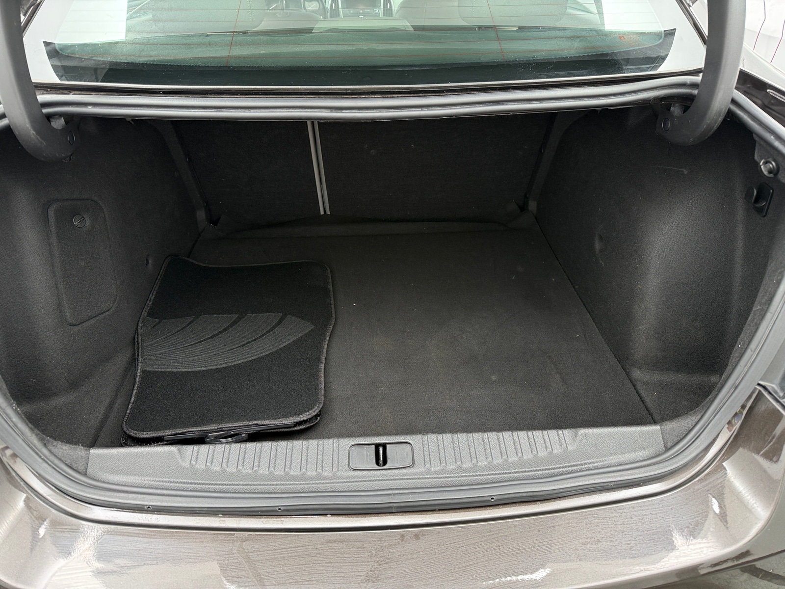 Thumbnail: 2014 Buick Verano - 6