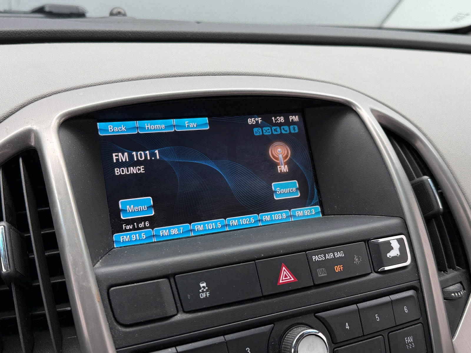 Thumbnail: 2014 Buick Verano - 3