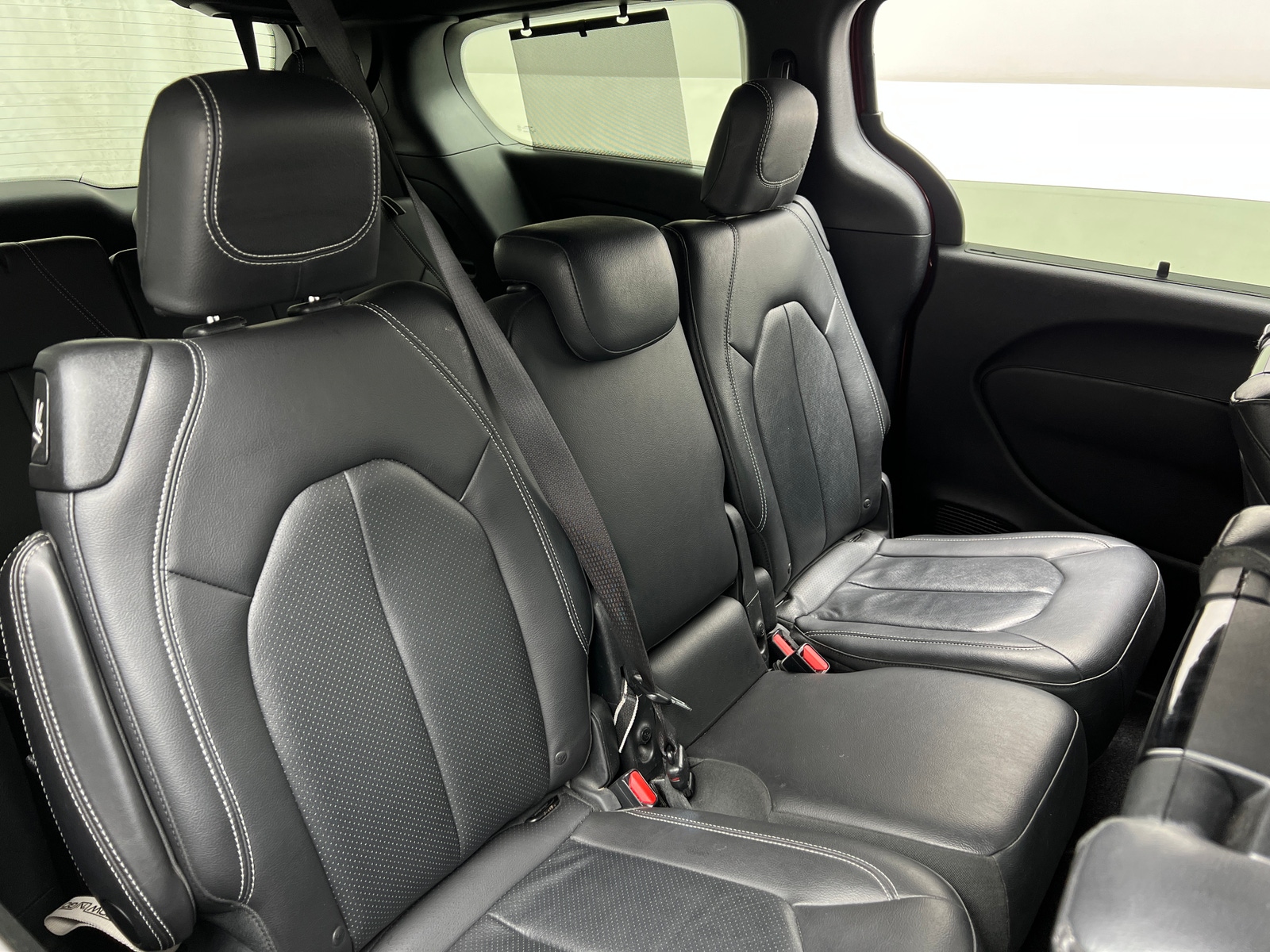 Thumbnail: 2018 Chrysler Pacifica - 5