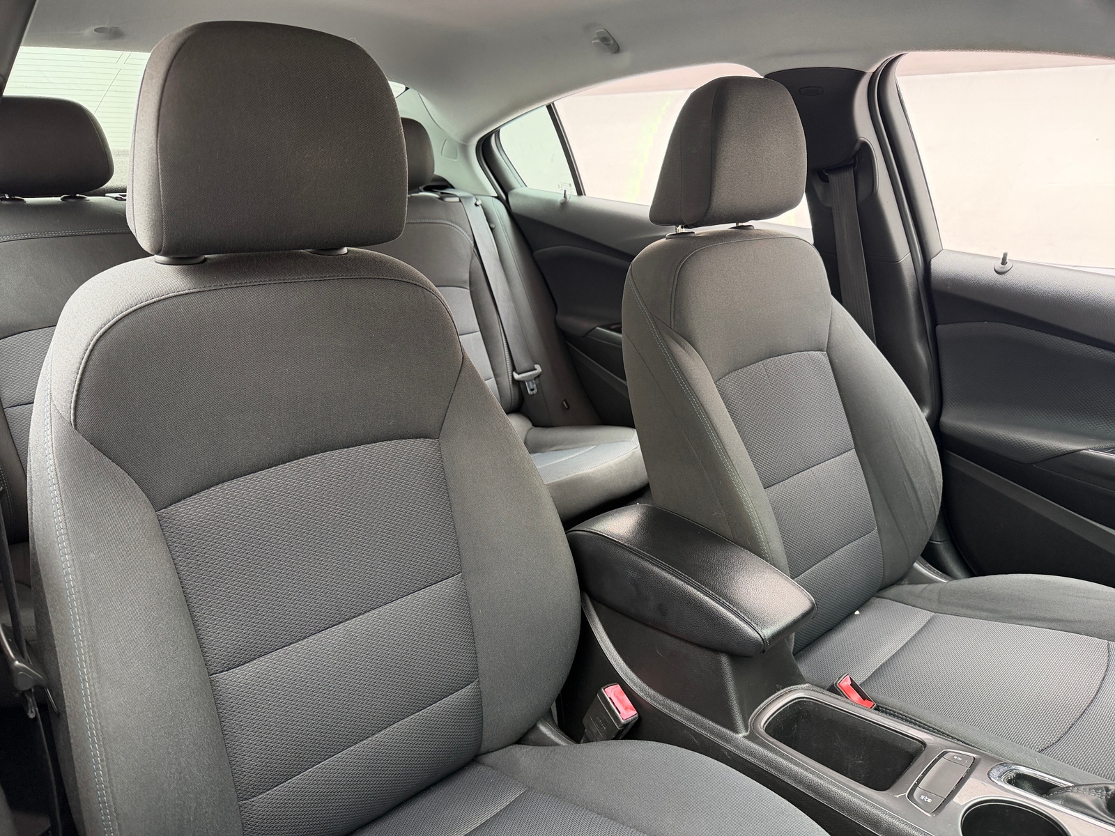 Thumbnail: 2019 Chevrolet Cruze - 2