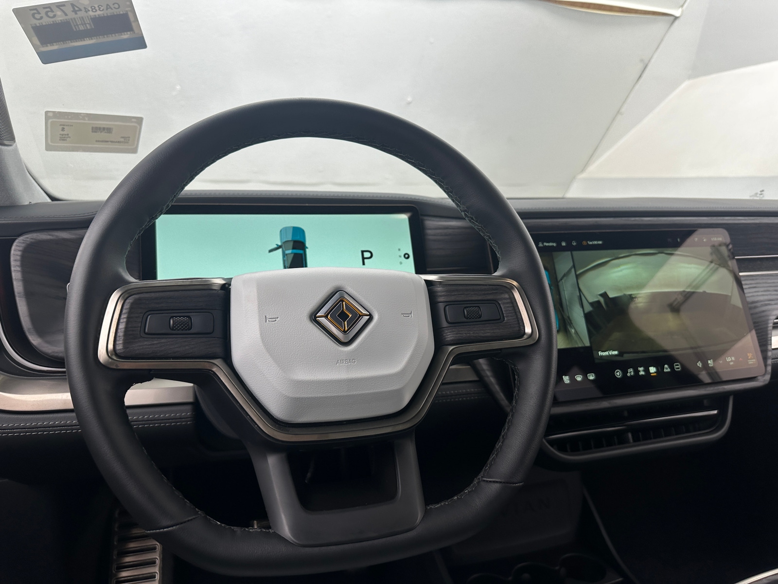 Thumbnail: 2023 Rivian R1T - 4