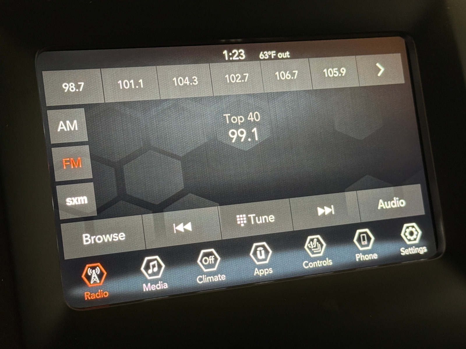 Thumbnail: 2021 Jeep Cherokee - 3