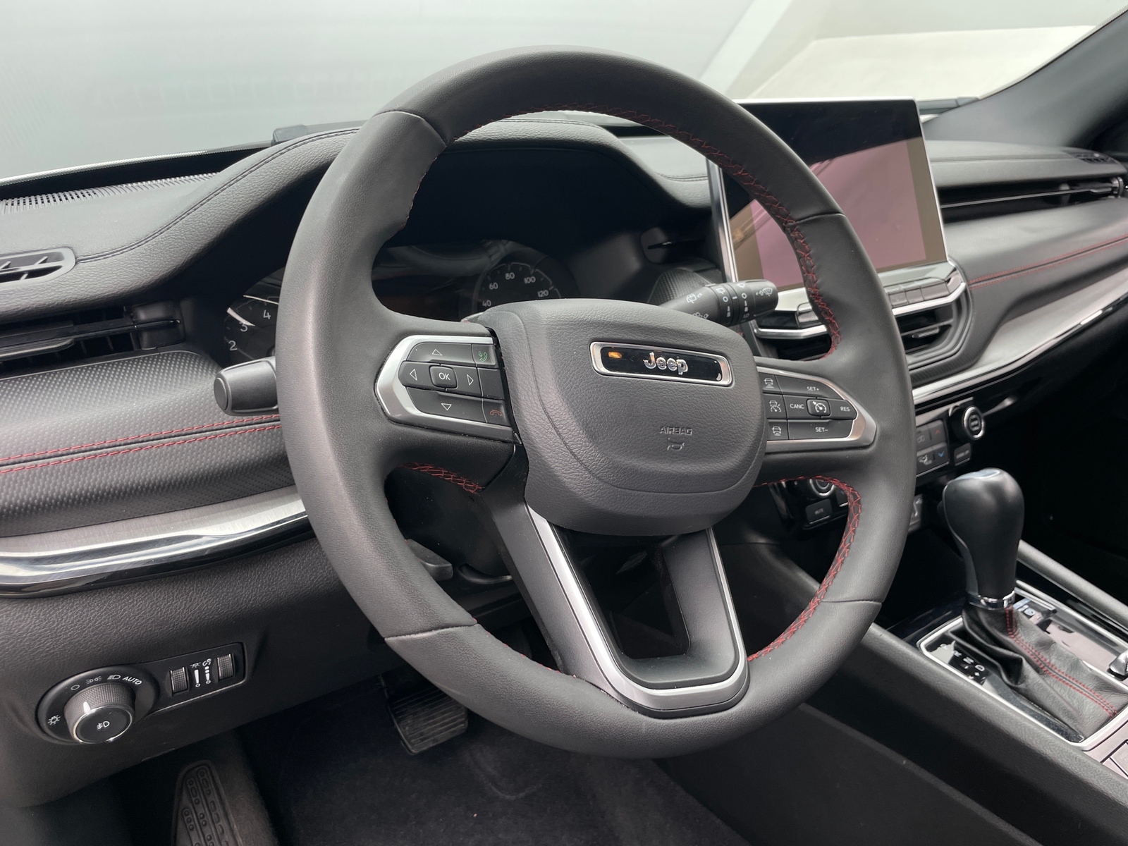 Thumbnail: 2025 Jeep Compass - 4
