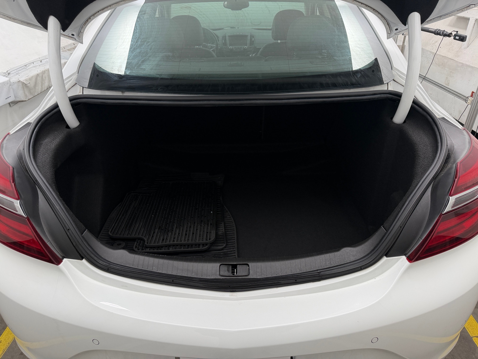 Thumbnail: 2016 Buick Regal - 6