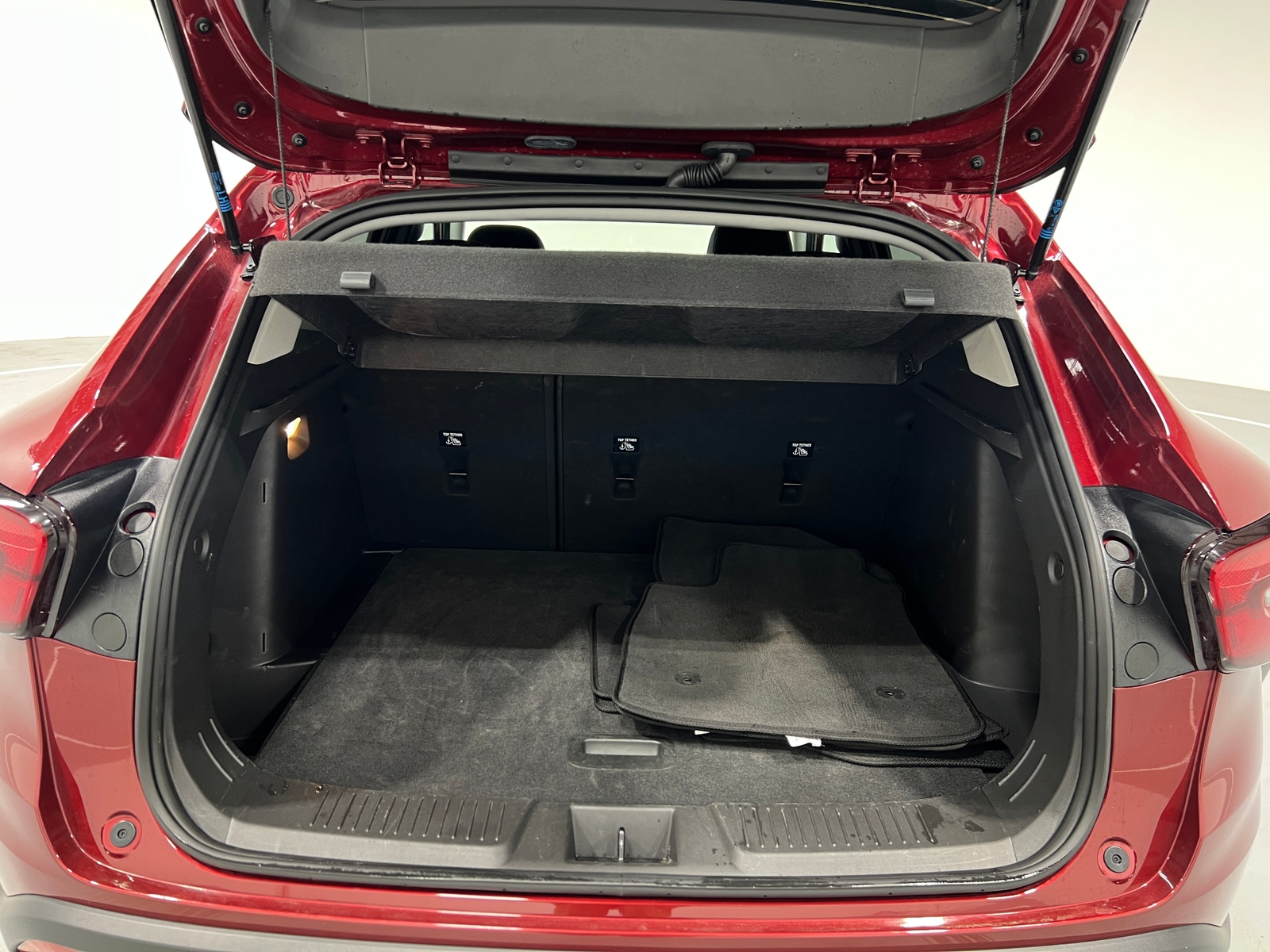 Thumbnail: 2025 Chevrolet Trax - 7