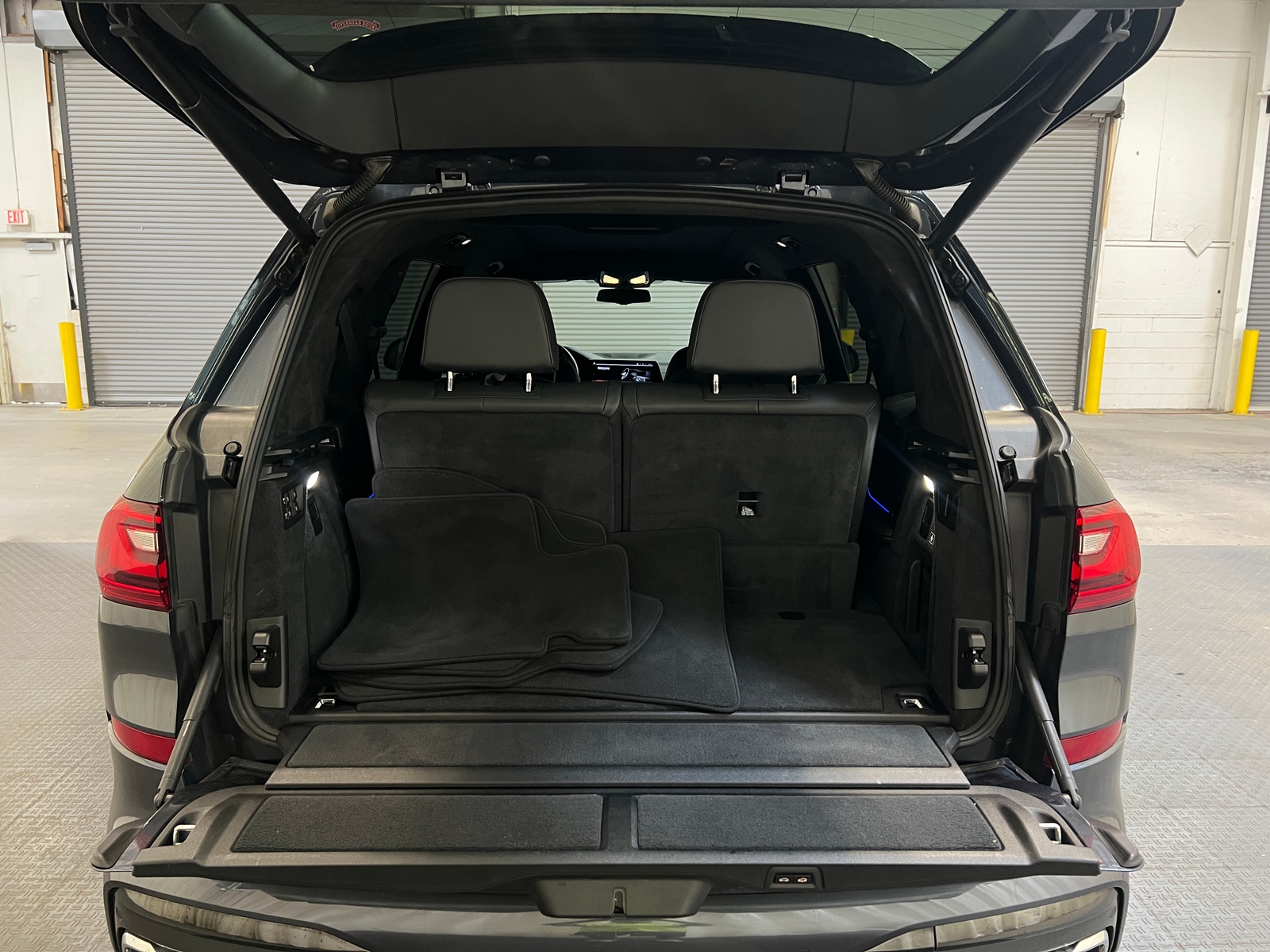 Thumbnail: 2019 BMW X7 - 6