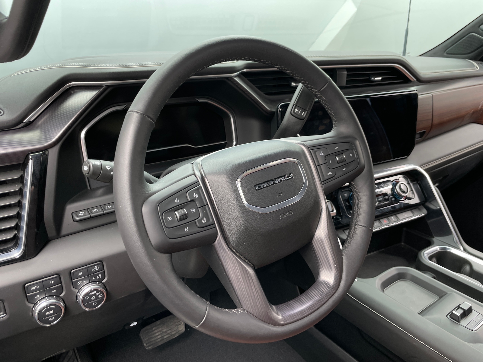 Thumbnail: 2024 GMC Sierra 2500 - 4