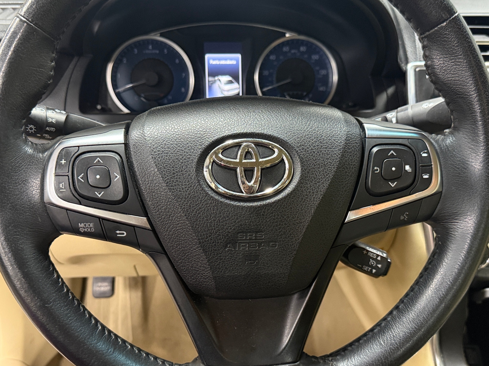 Thumbnail: 2015 Toyota Camry - 4