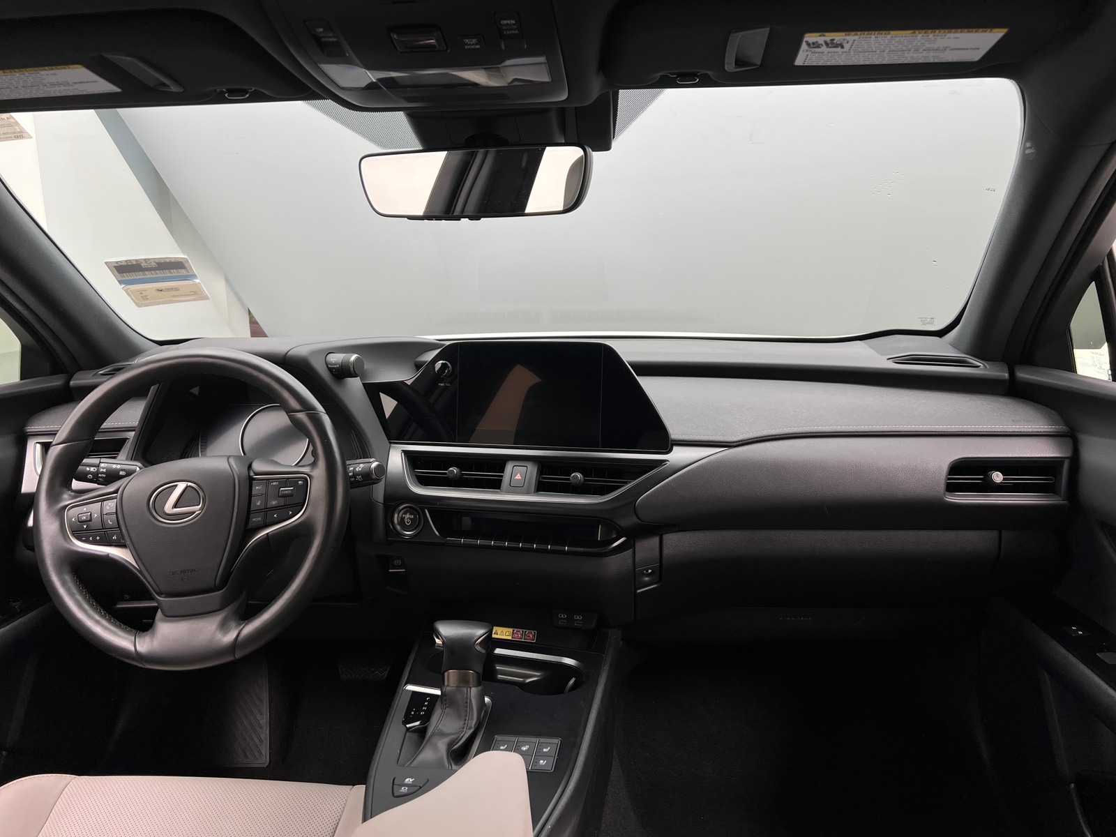 Thumbnail: 2023 Lexus UX - 2