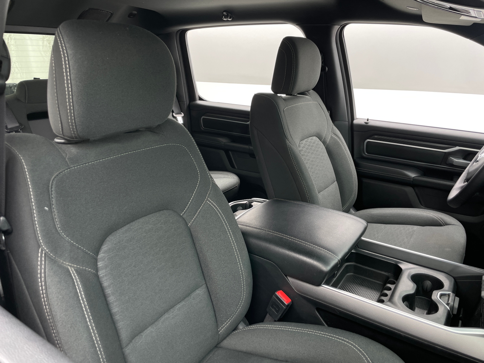 Thumbnail: 2025 RAM 1500 - 2