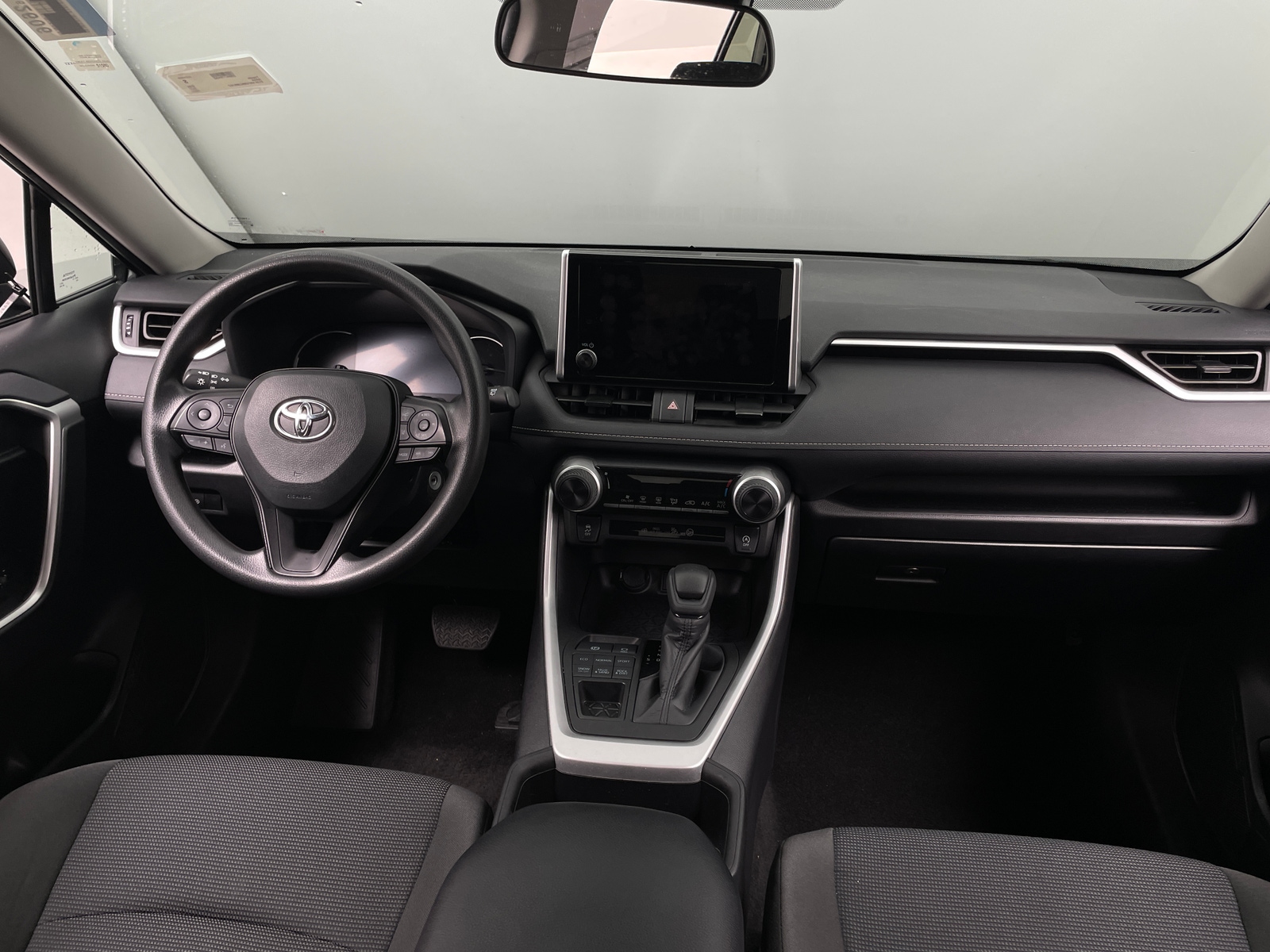 Thumbnail: 2024 Toyota RAV4 - 3