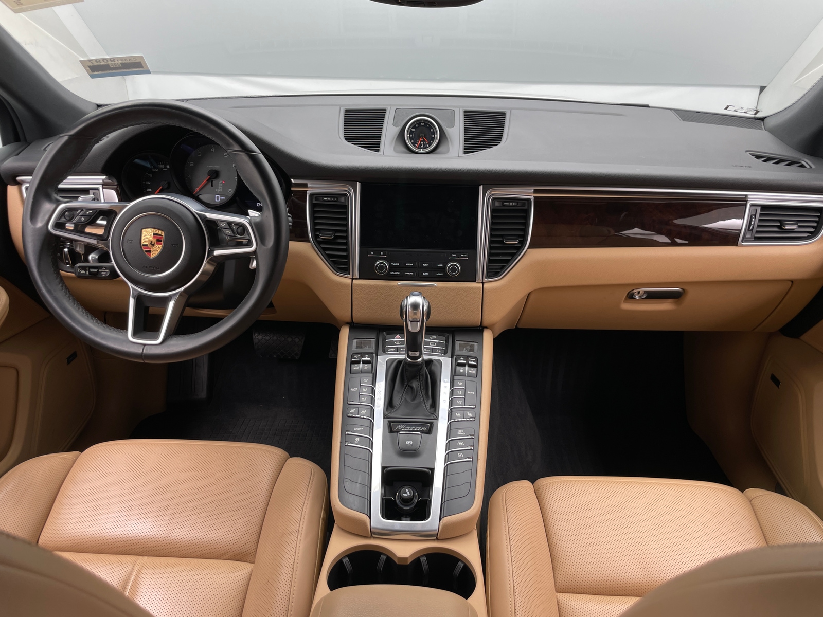 Thumbnail: 2018 Porsche Macan - 2