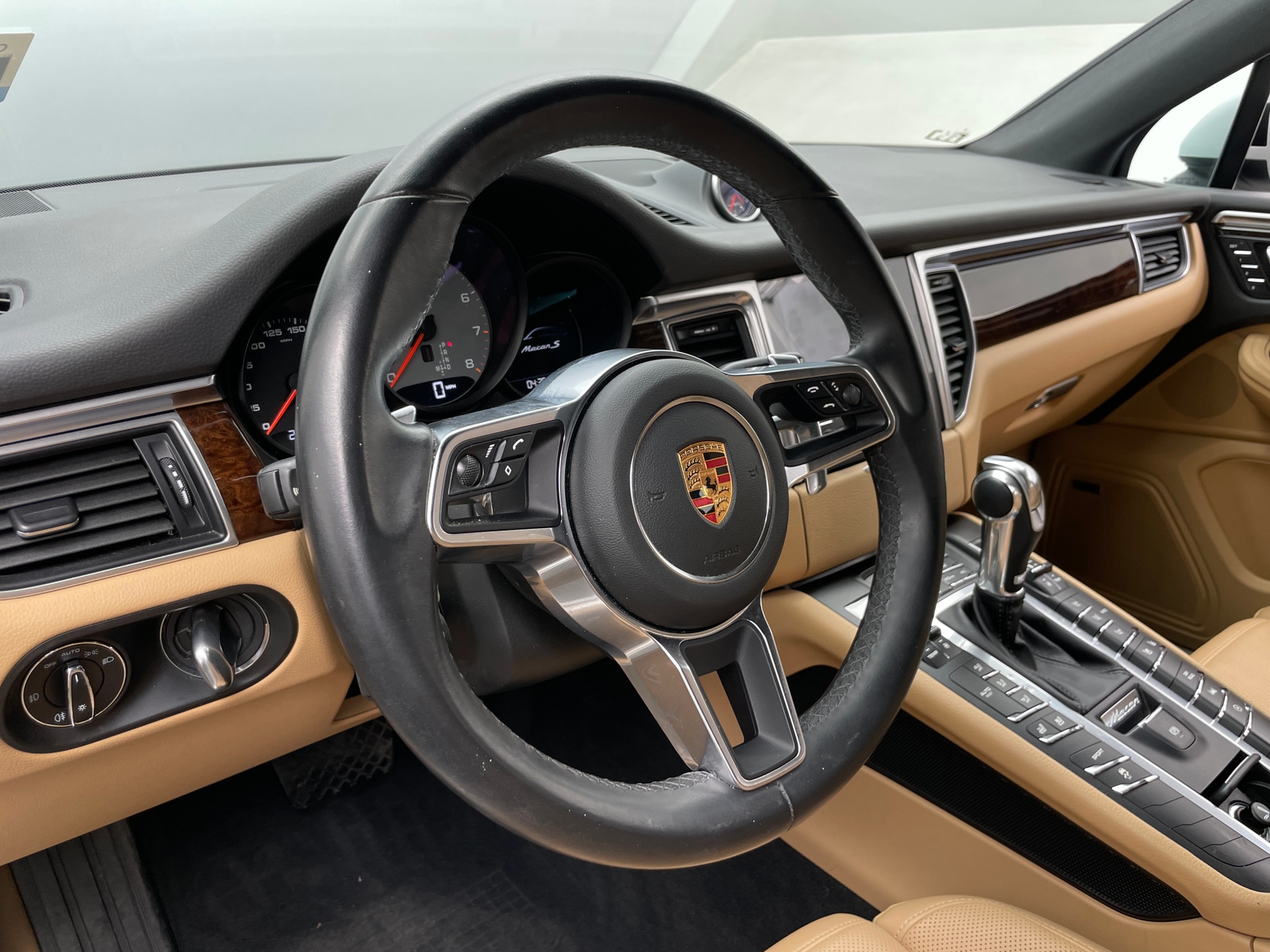 Thumbnail: 2018 Porsche Macan - 4