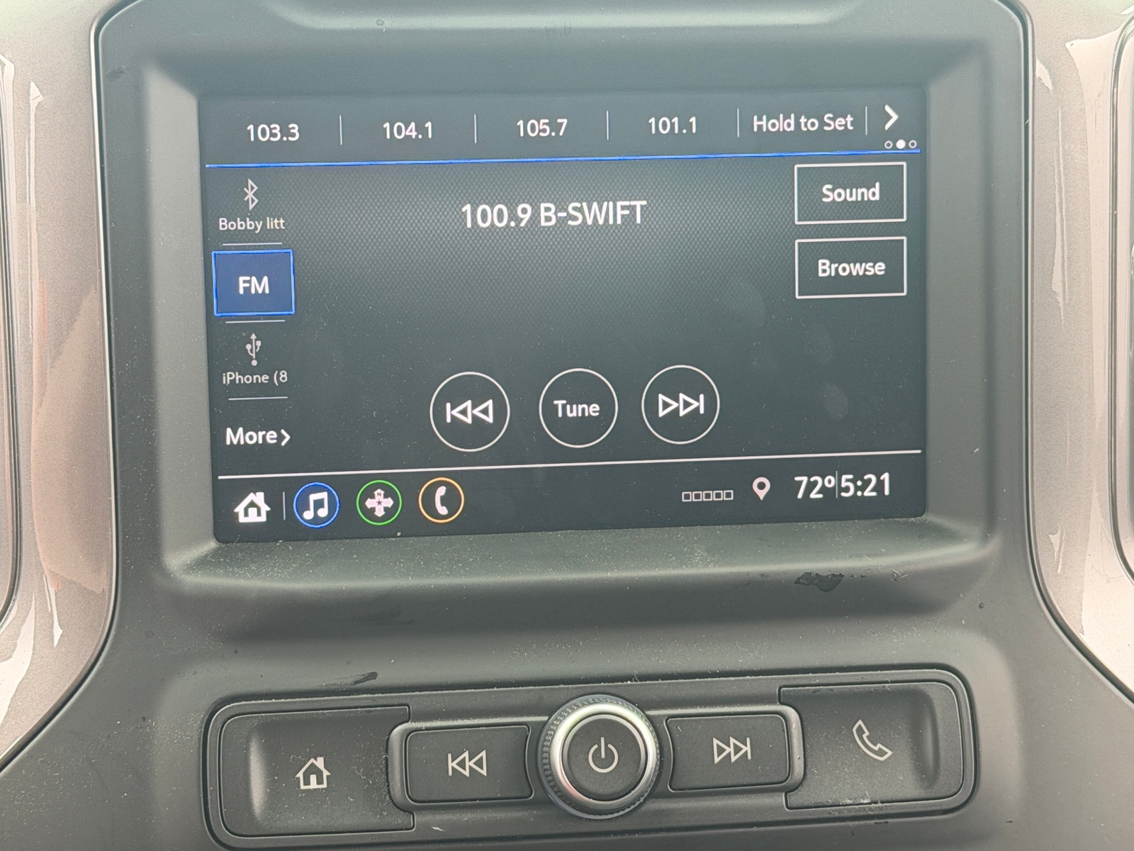 Thumbnail: 2021 Chevrolet Silverado 1500 - 4