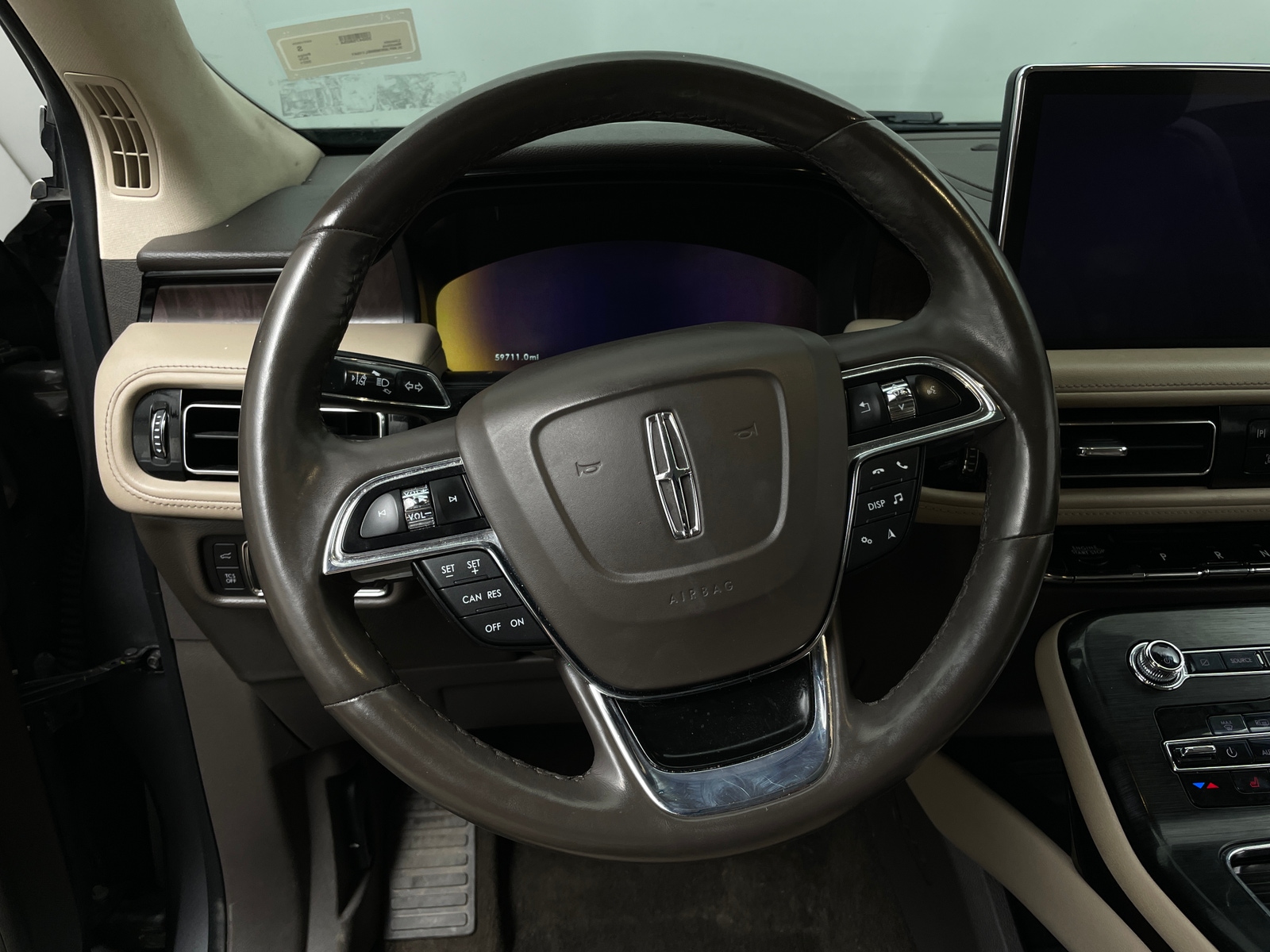 Thumbnail: 2021 Lincoln Nautilus - 4