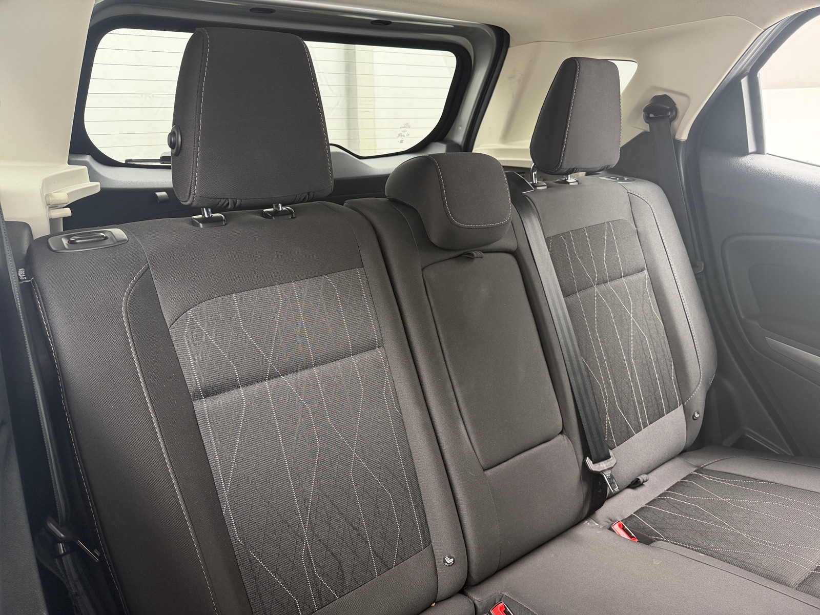 Thumbnail: 2019 Ford EcoSport - 6