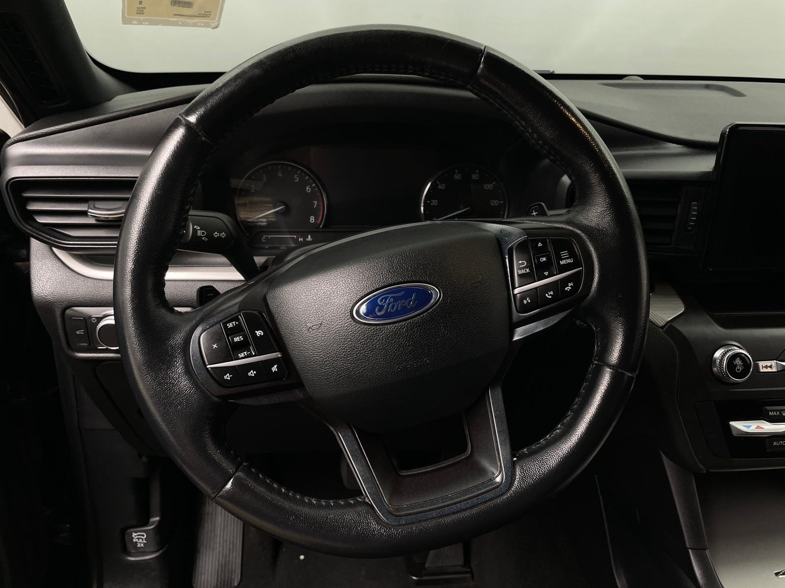 Thumbnail: 2020 Ford Explorer - 5