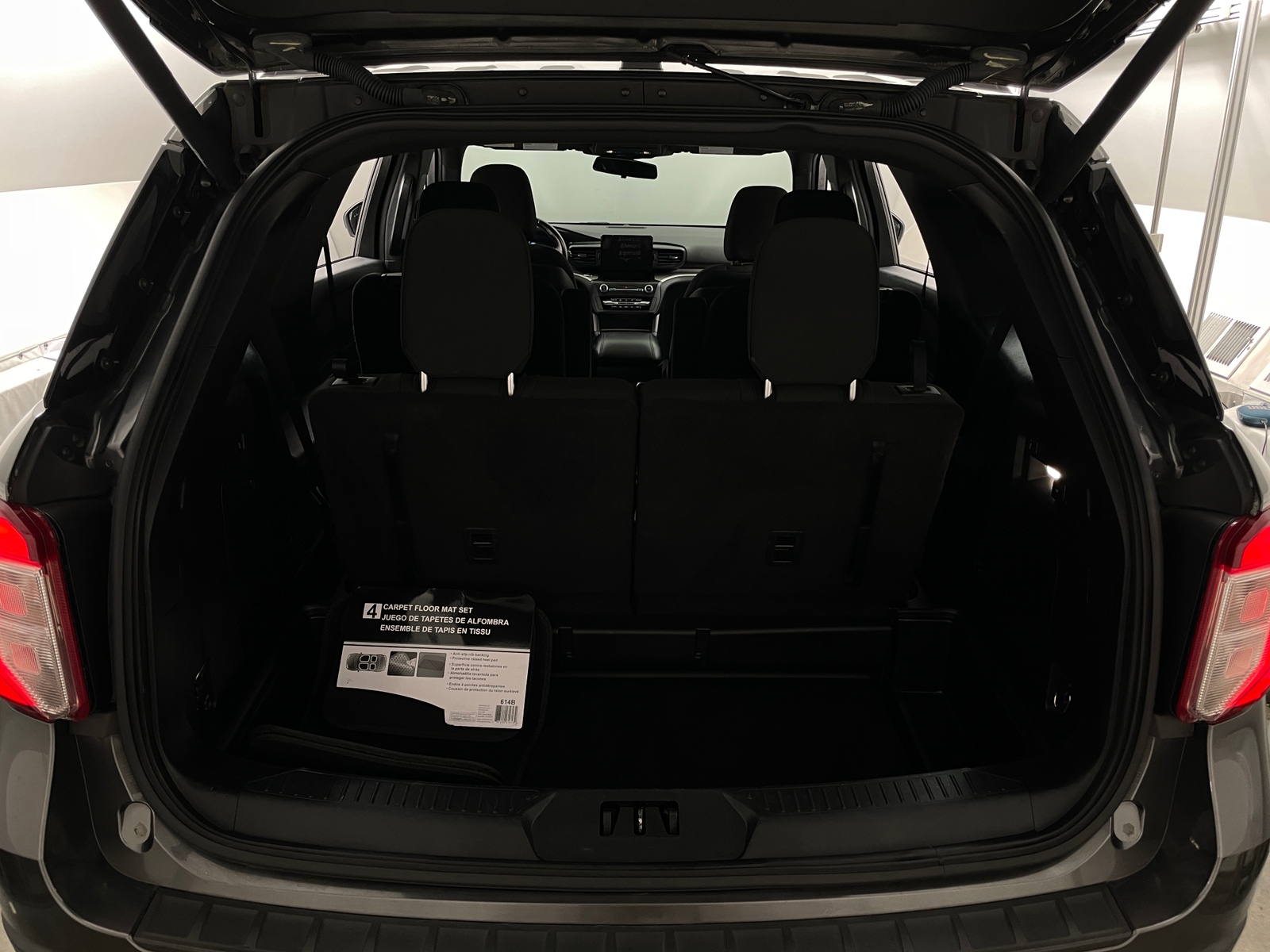 Thumbnail: 2020 Ford Explorer - 7