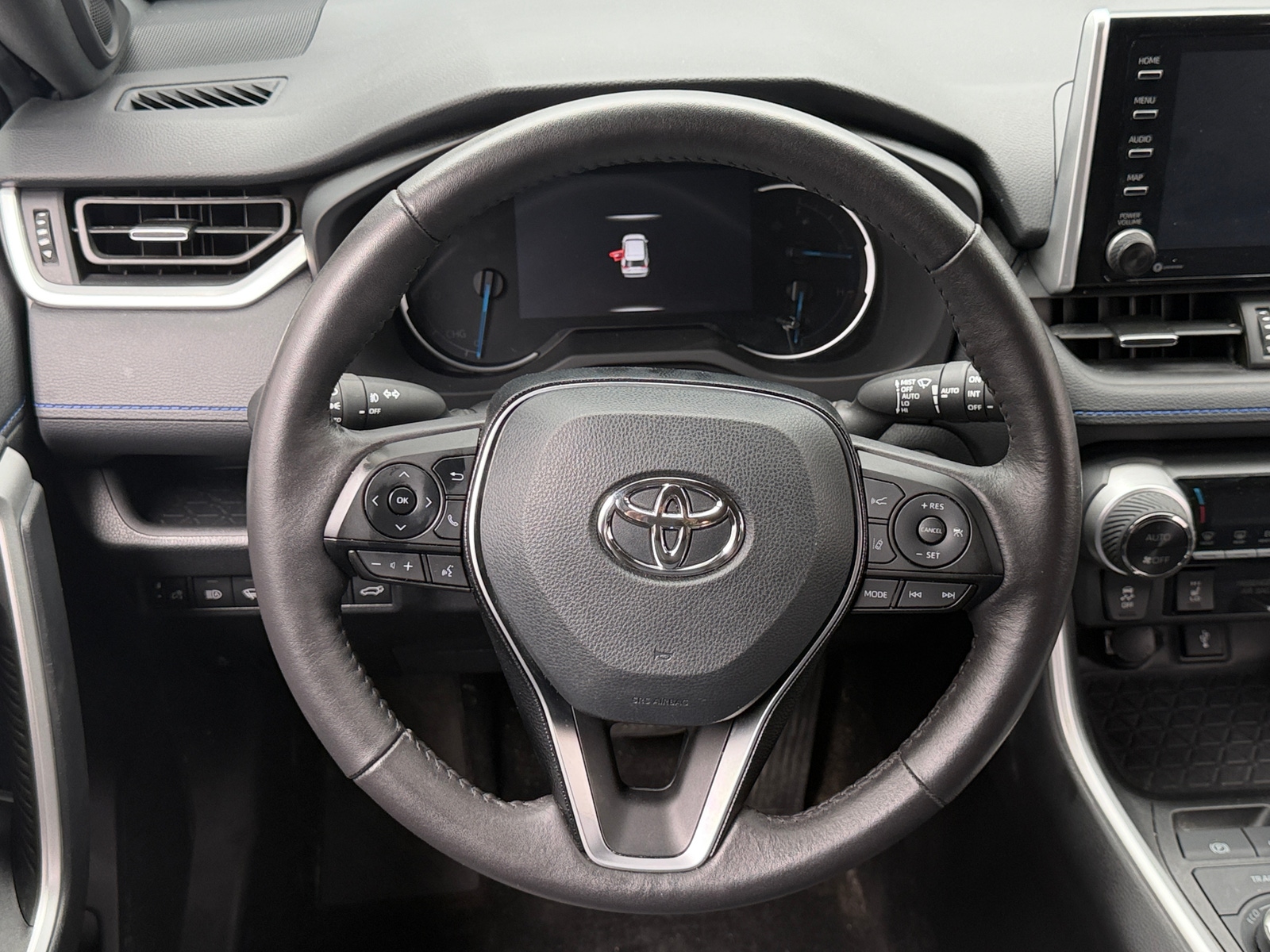 Thumbnail: 2021 Toyota RAV4 - 4