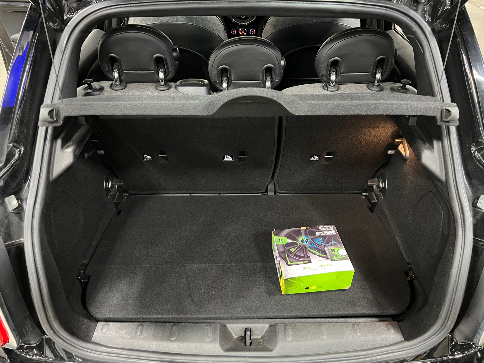 Thumbnail: 2015 MINI Cooper Hardtop - 7