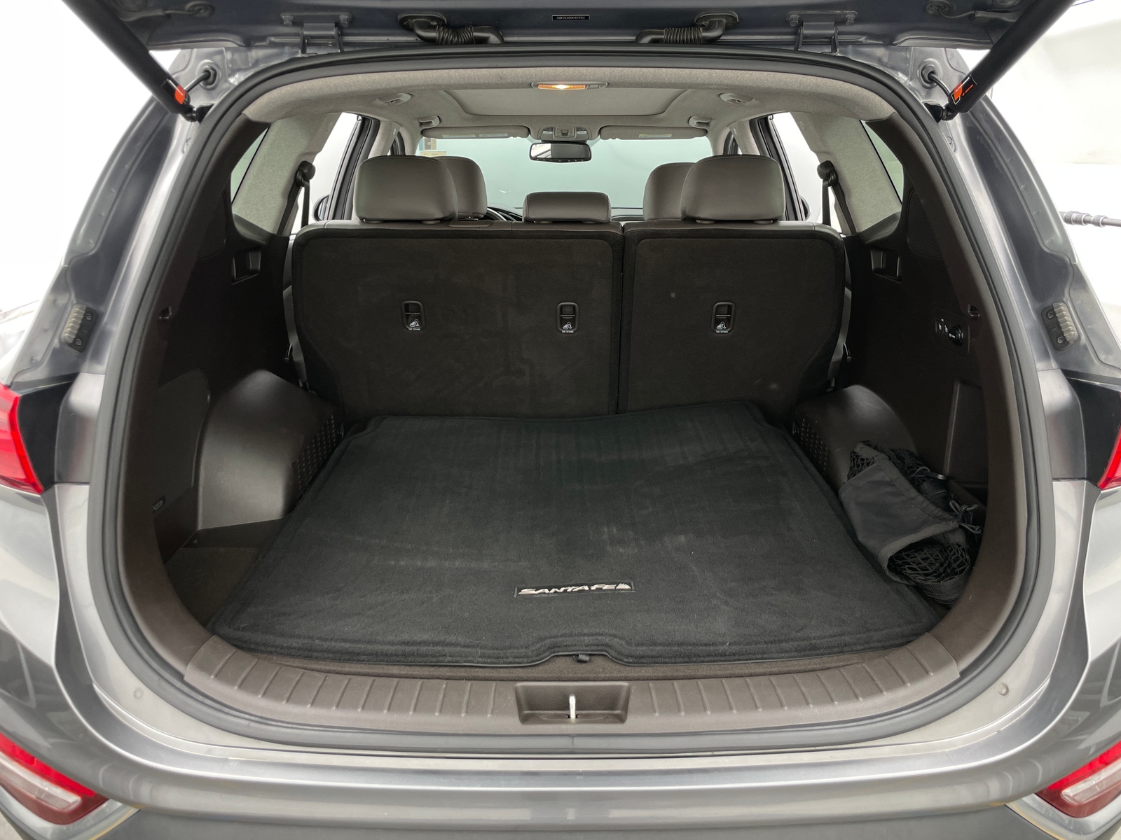 Thumbnail: 2019 Hyundai Santa Fe - 6
