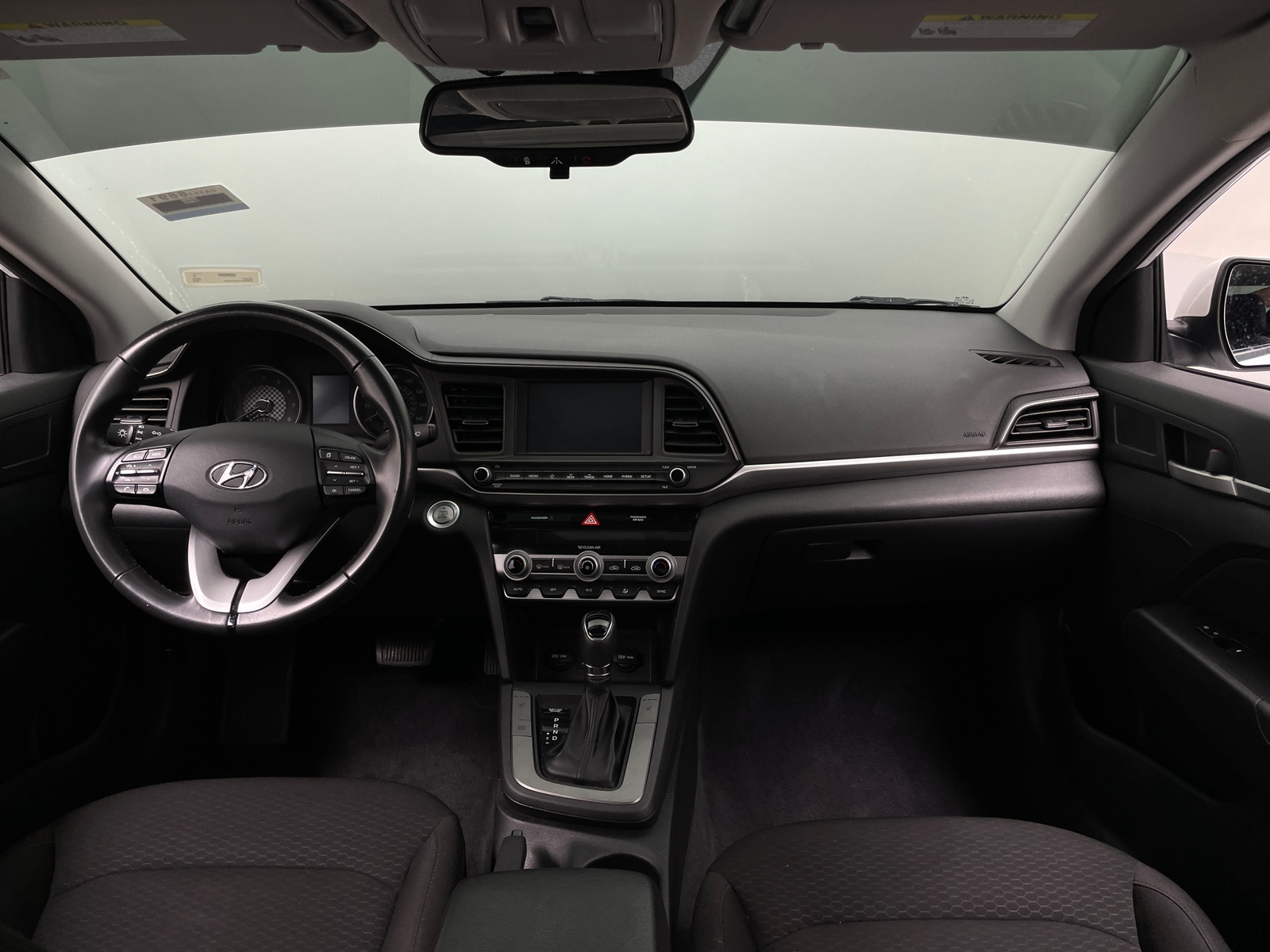 Thumbnail: 2019 Hyundai Elantra - 3