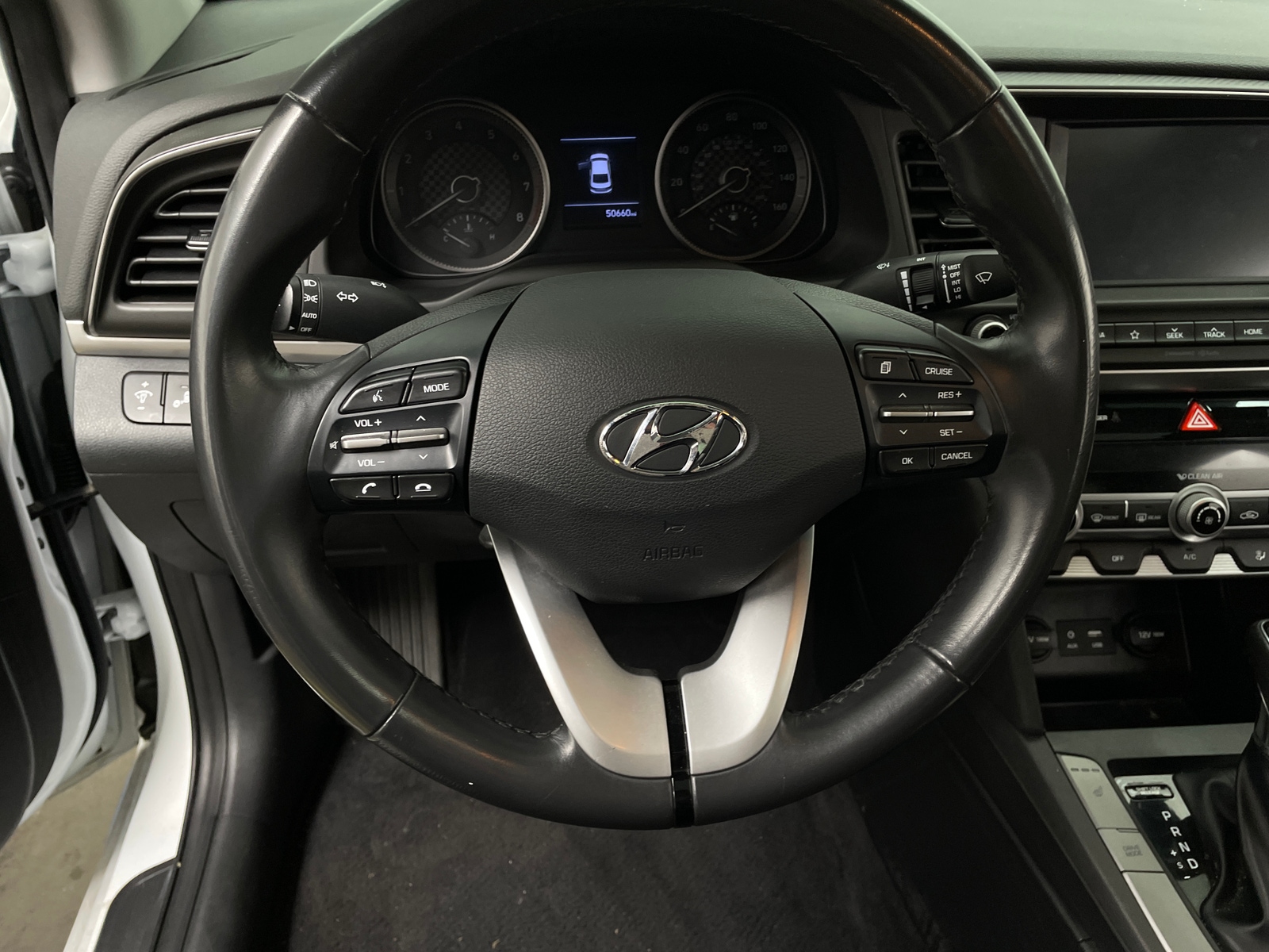 Thumbnail: 2019 Hyundai Elantra - 5