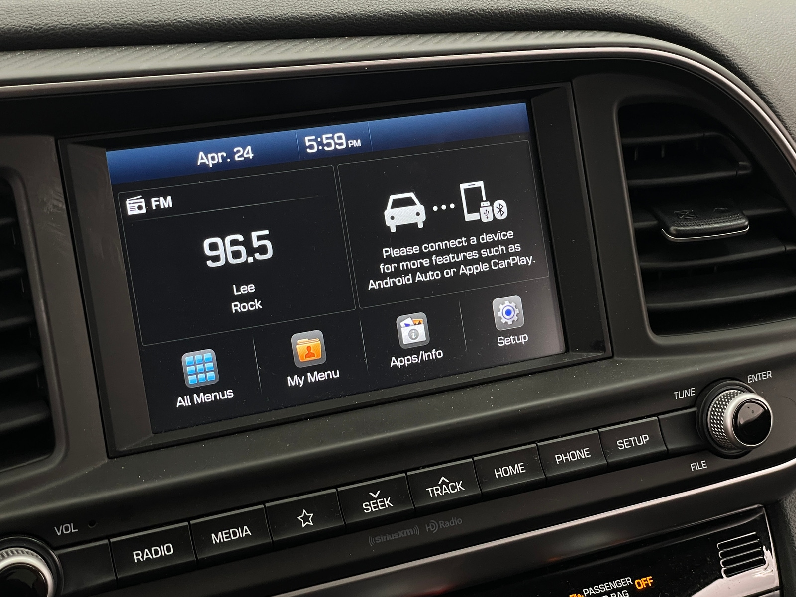 Thumbnail: 2019 Hyundai Elantra - 4