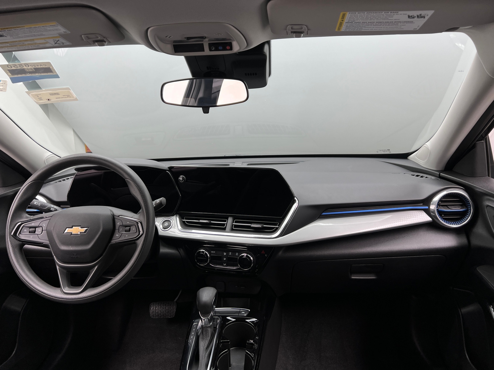 Thumbnail: 2025 Chevrolet Trax - 3