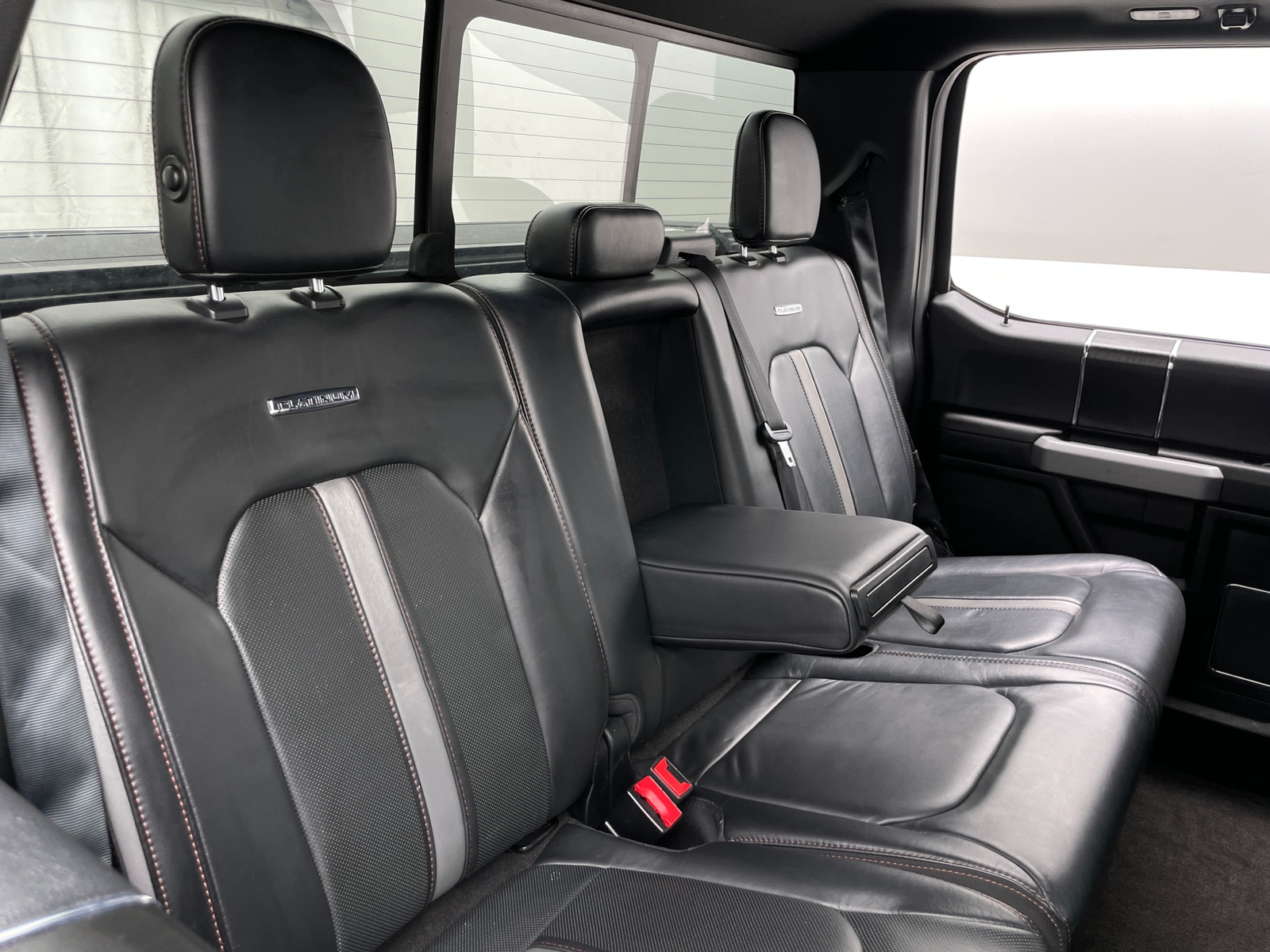 Thumbnail: 2018 Ford Econoline - 5