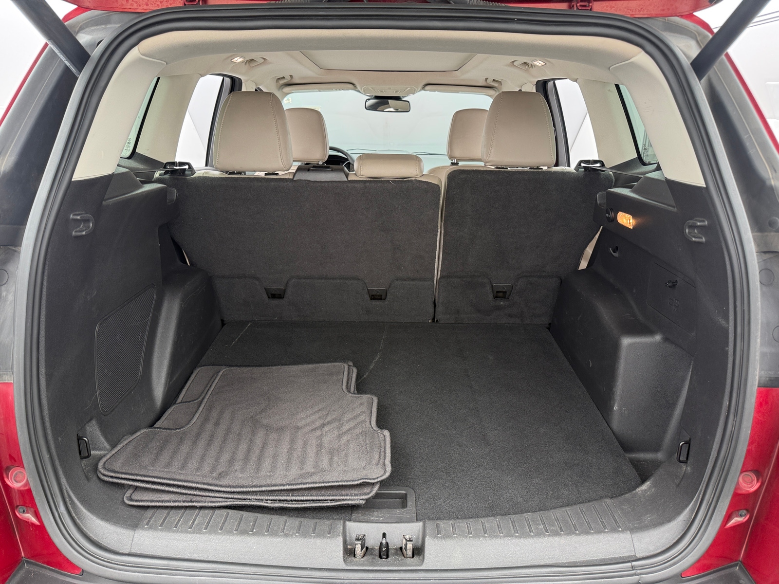 Thumbnail: 2019 Ford Escape - 6