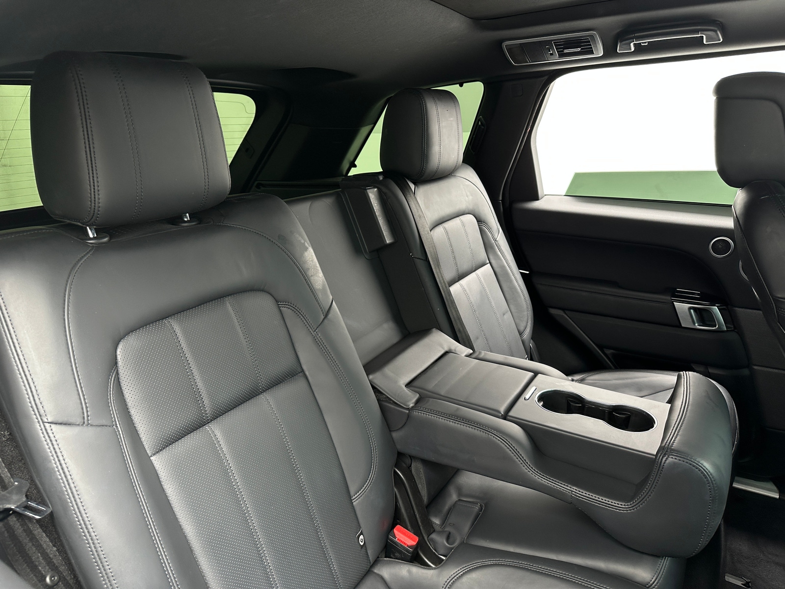 Thumbnail: 2022 Land Rover Range Rover Sport - 5