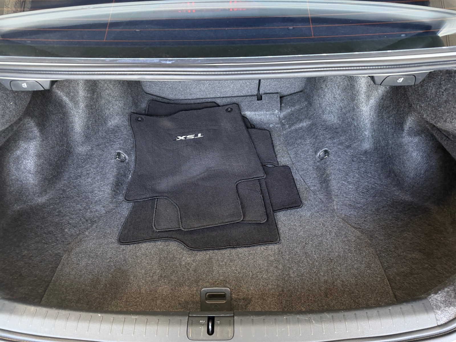 Thumbnail: 2010 Acura TSX - 6