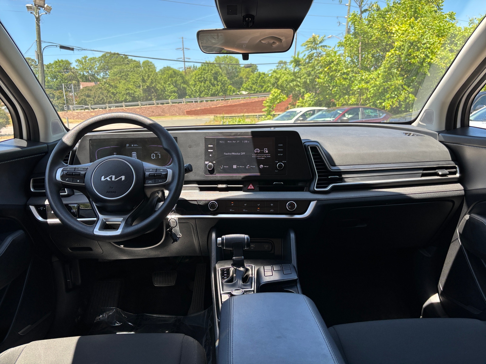 Thumbnail: 2025 Kia Sportage - 3