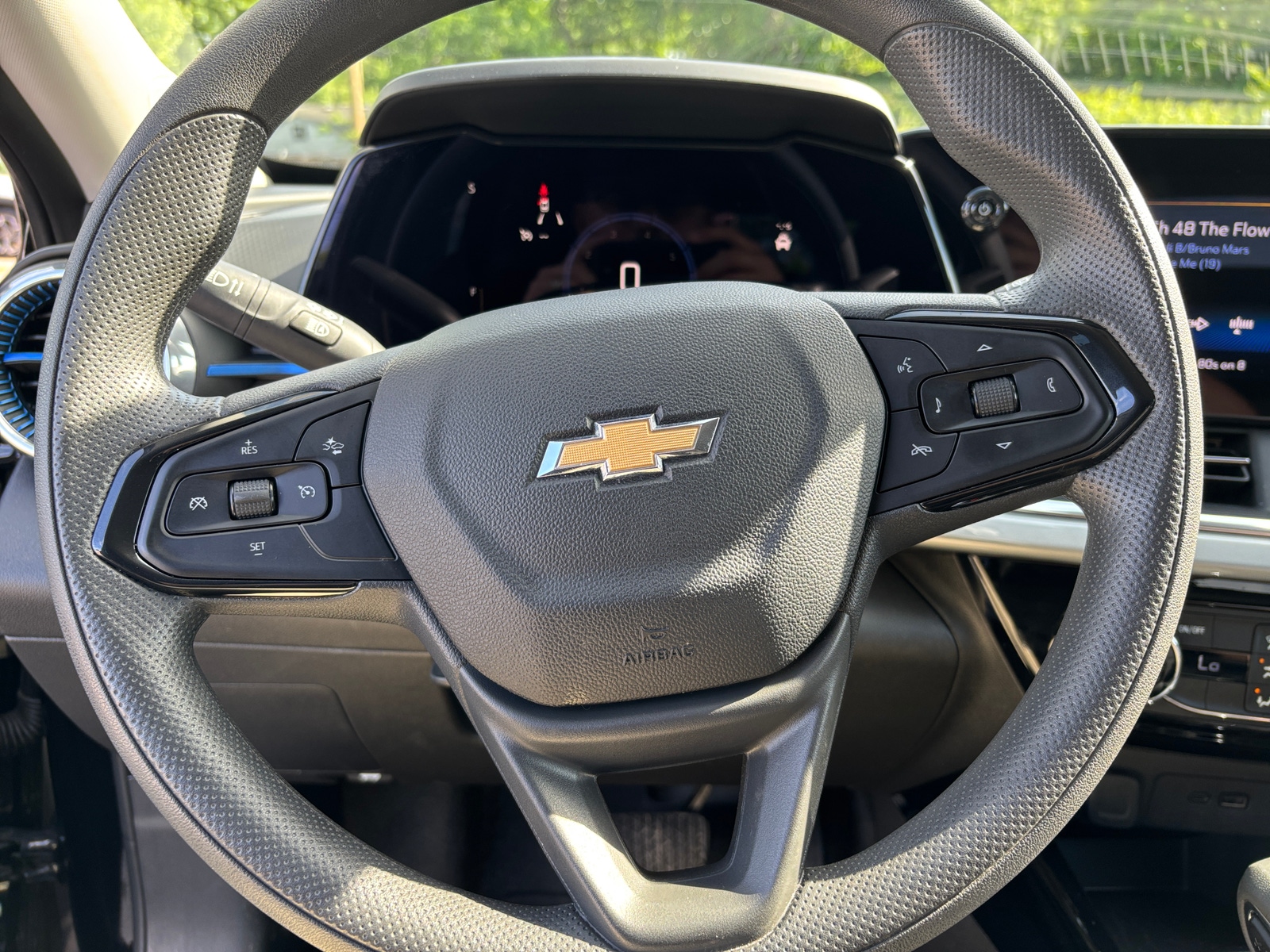 Thumbnail: 2025 Chevrolet Trax - 5