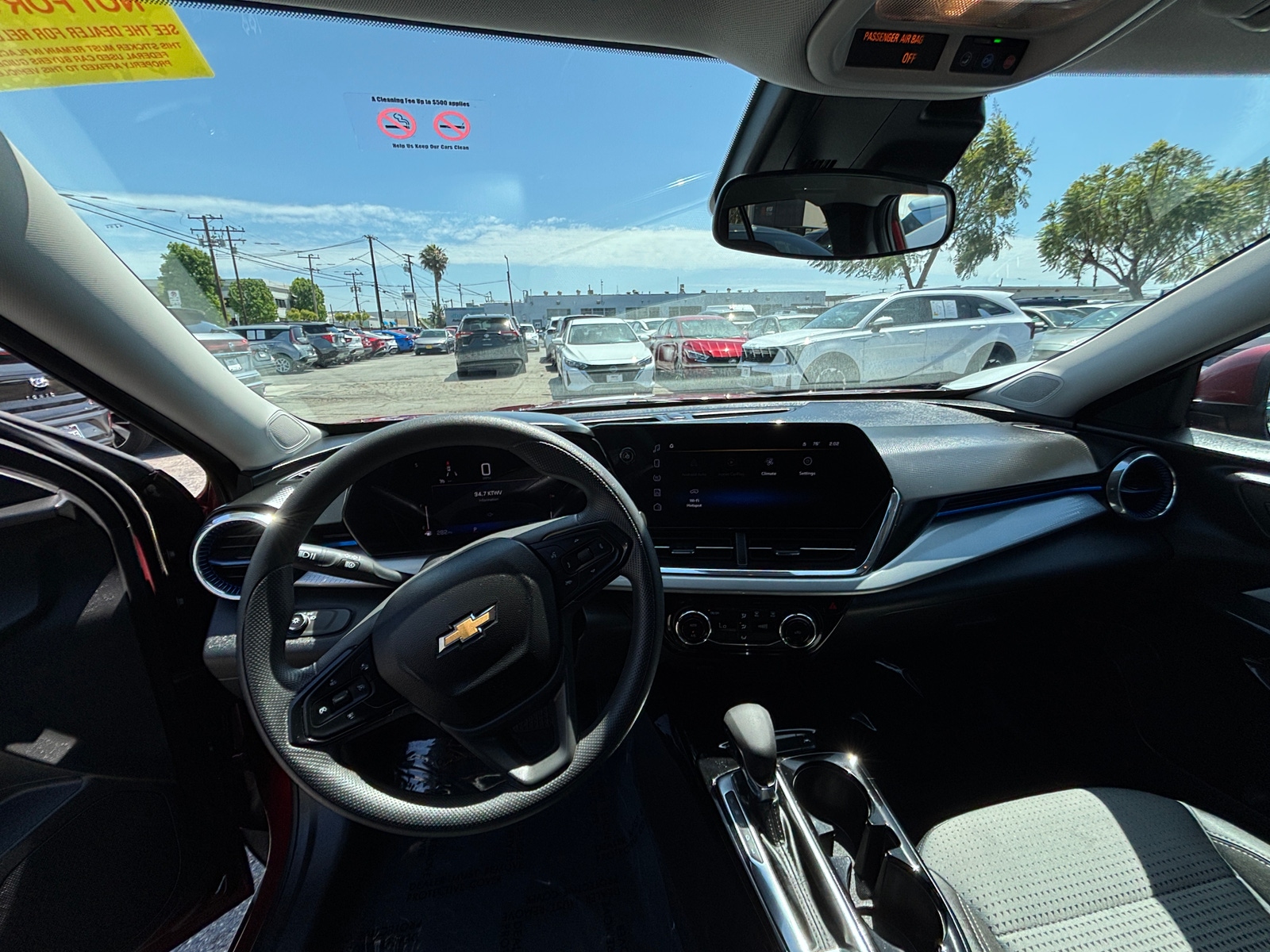 Thumbnail: 2025 Chevrolet Trax - 3