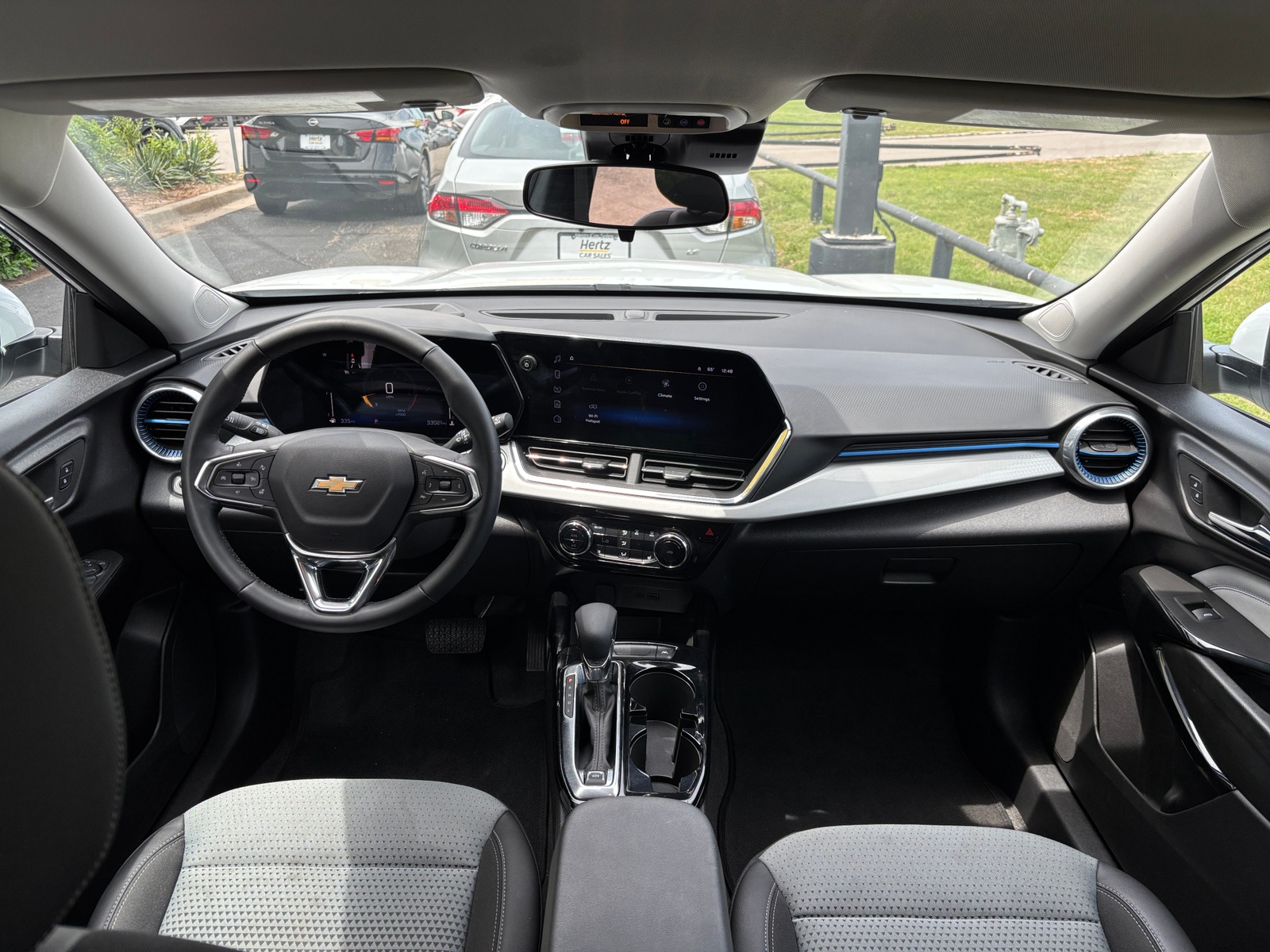Thumbnail: 2025 Chevrolet Trax - 3