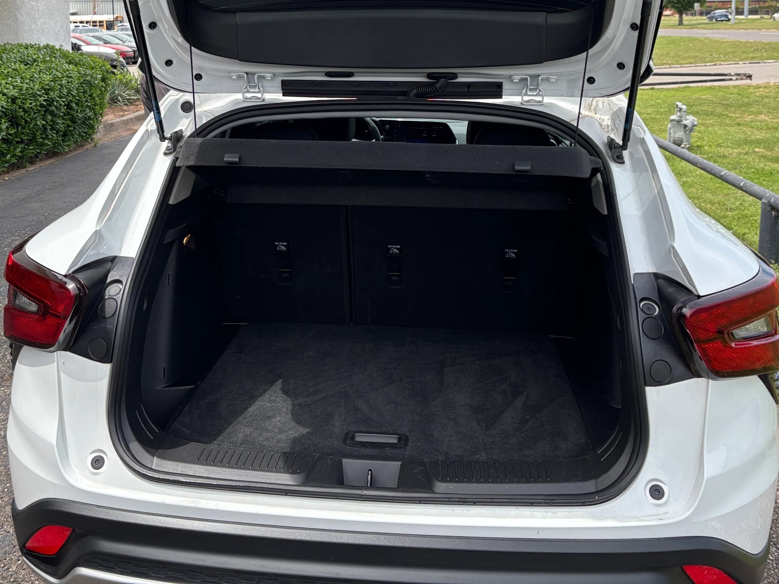 Thumbnail: 2025 Chevrolet Trax - 6