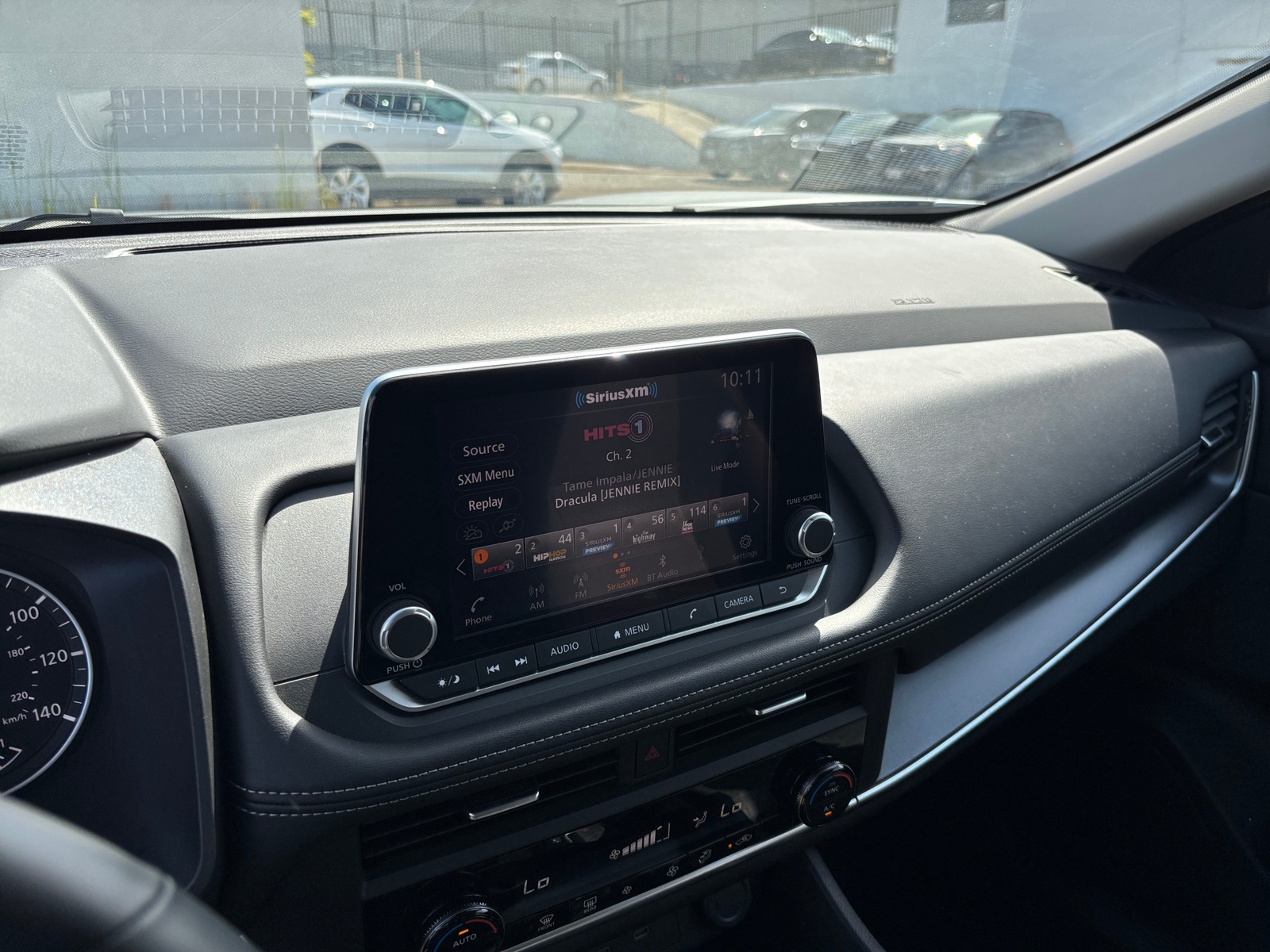 Thumbnail: 2025 Nissan Rogue - 3