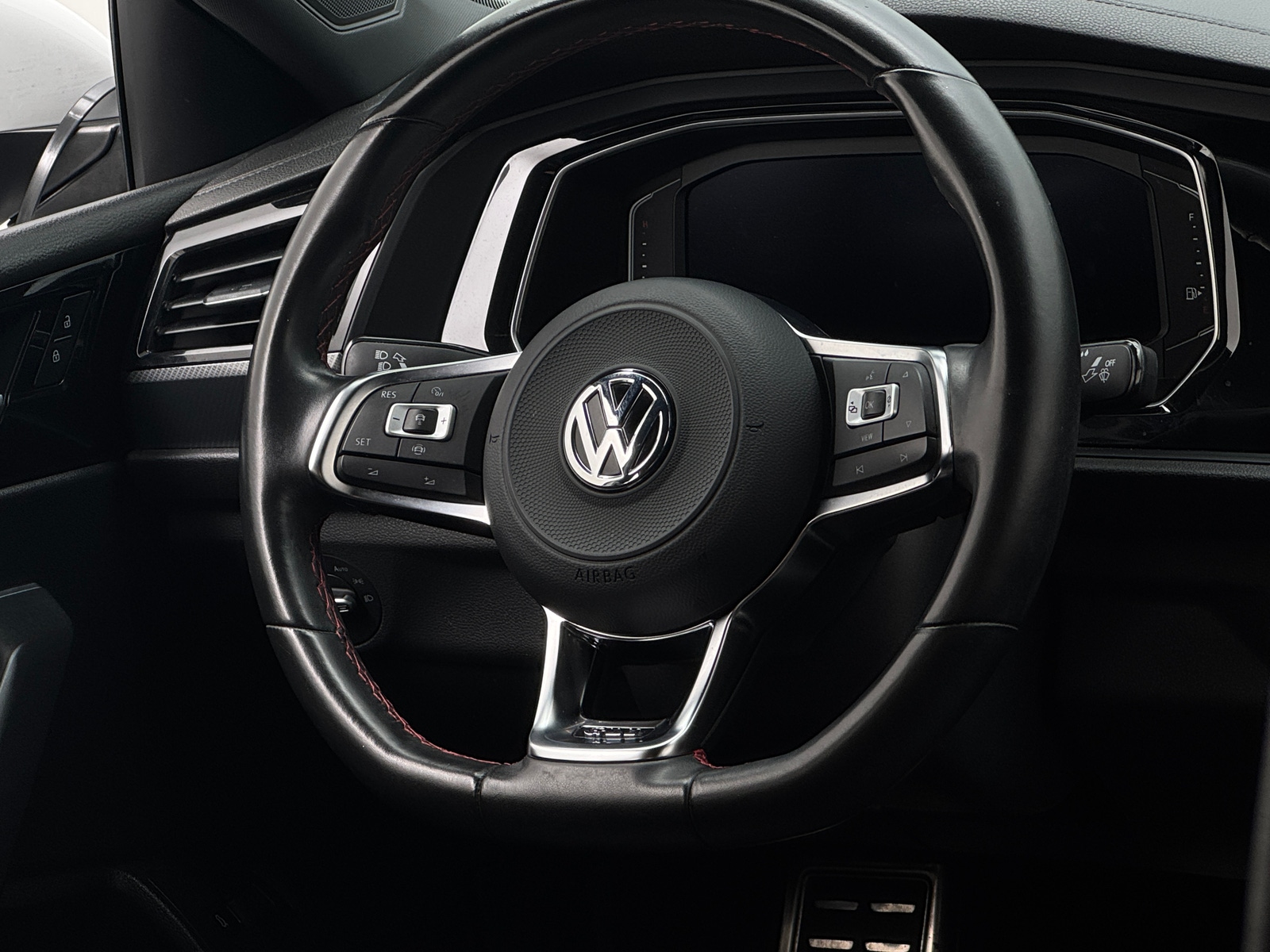 Thumbnail: 2021 Volkswagen Jetta - 4