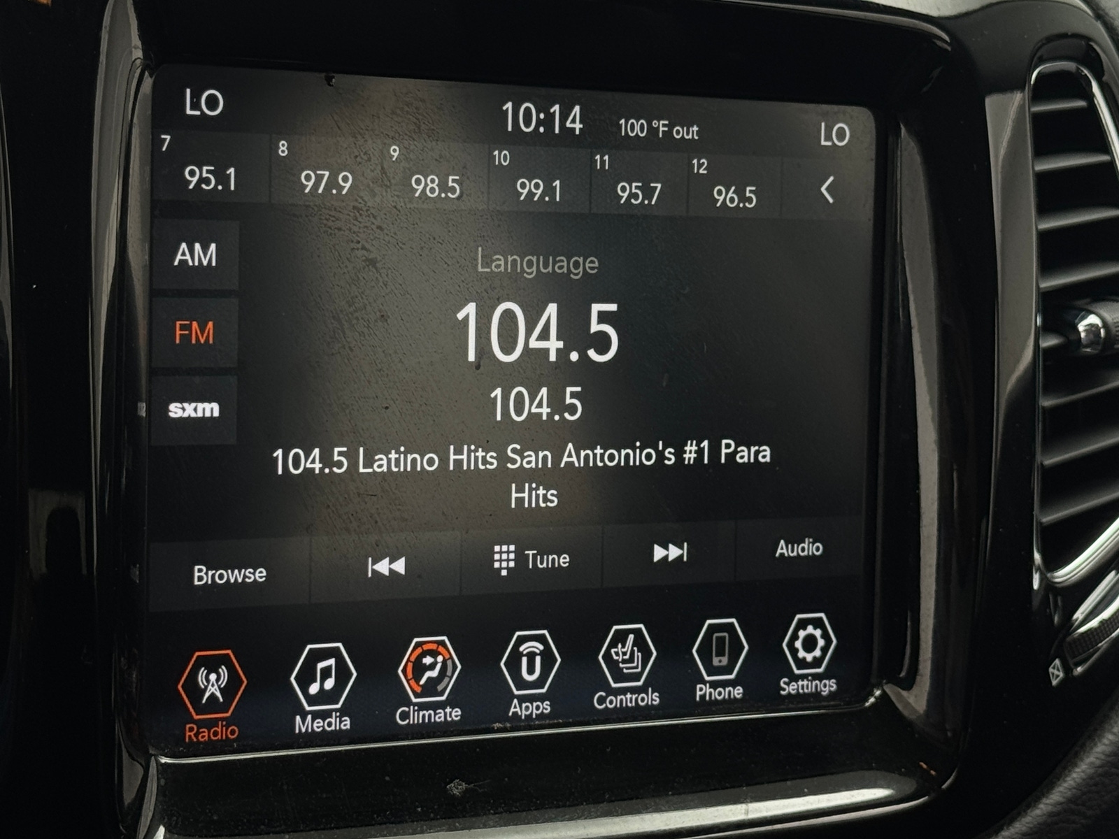 Thumbnail: 2020 Jeep Compass - 3